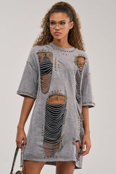 MARGOT DISTRESSED STUDDED SHORT SLEEVE TEE IN GREY