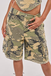 EMBELLISHED CAMO BERMUDA SHORT