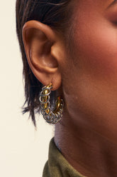 THATS CUTE HOOP EARRING
