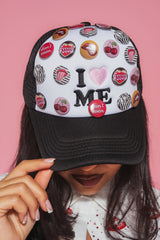 LOVE ME BUTTON HAT