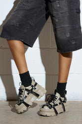 Â AZALEA WANG BEAGLE KHAKI FLAT SNEAKER