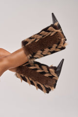 AZALEA WANG BRIASH ESPRESSO FUR WEDGE BOOTIE