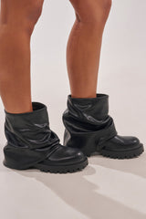 AZALEA WANG CLARKE BLACK PU SLOUCHY SHORT SHAFT COMBAT BOOTIE