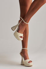 AKIRA GOLD GALINDA WHITE PEARL CHUNKY SANDAL