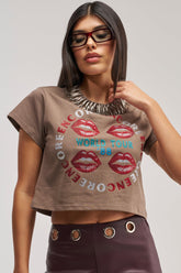 ENCORE GRAPHIC CROPPED TEE