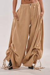 DRAMA RUCHED JOGGER IN KHAKI