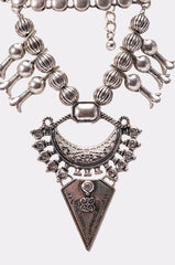 IN MY VINTAGE ERA NECKLACE