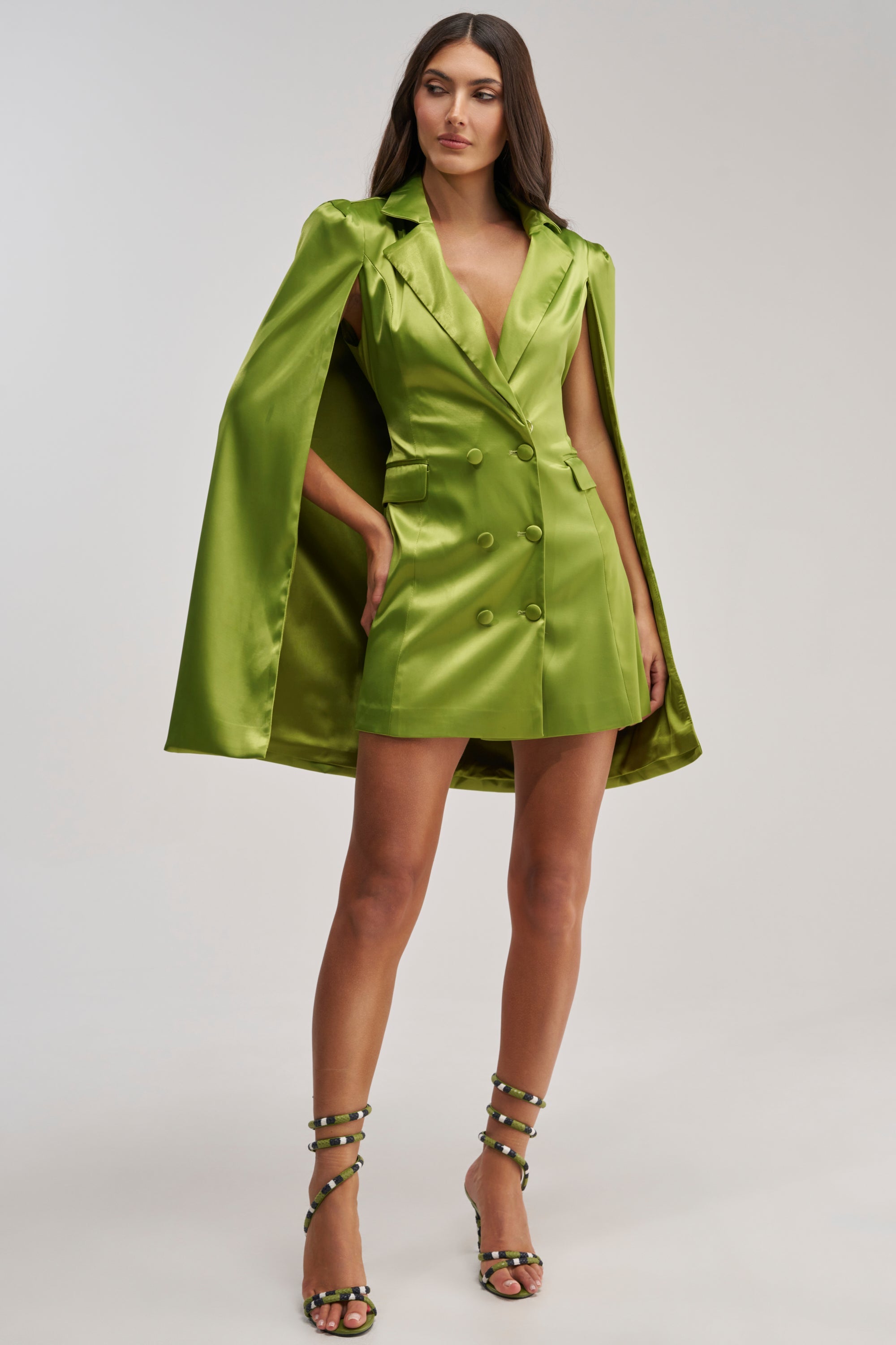 IMANI CAPE SLEEVE BLAZER DRESS IN GREEN