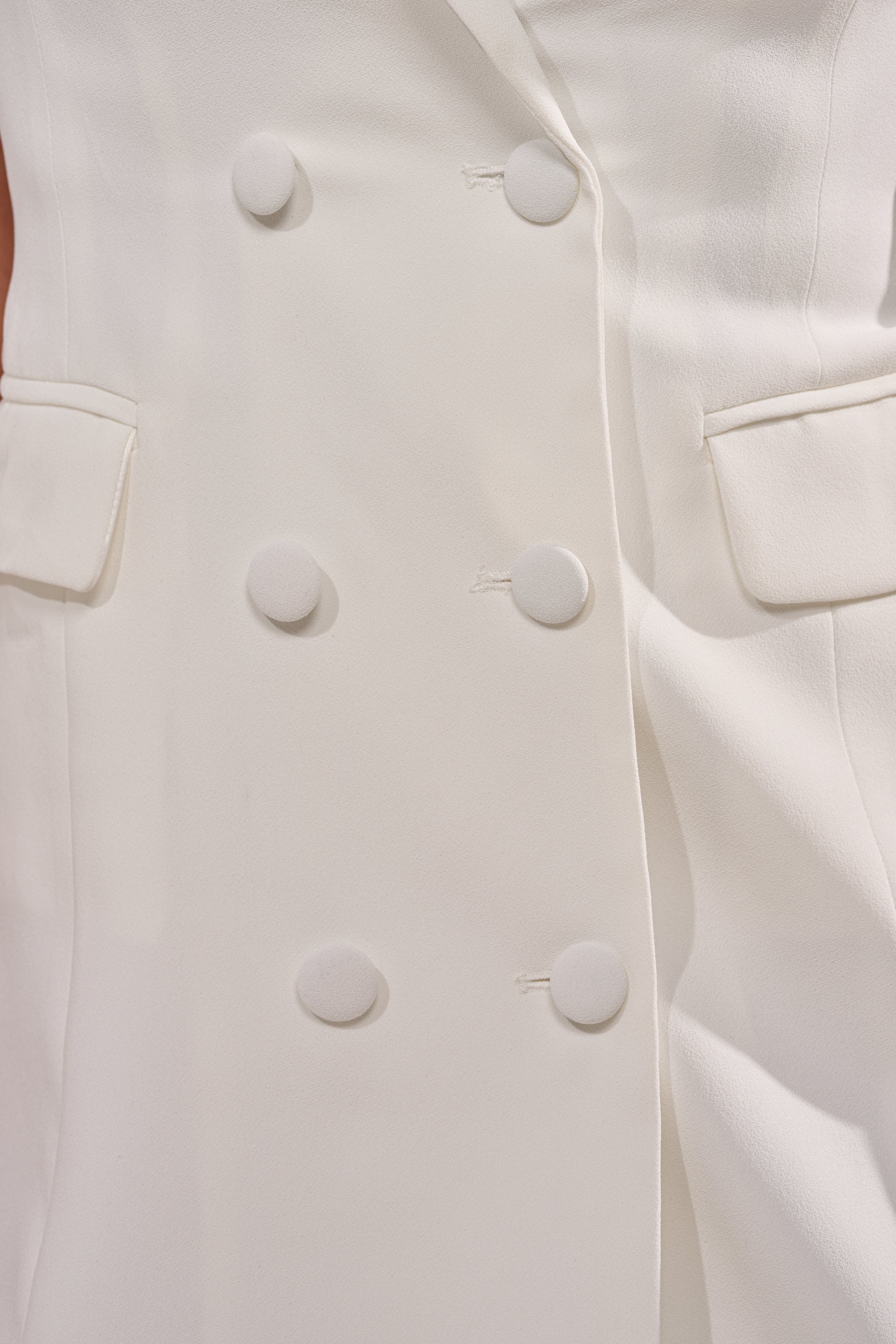 A LA MODE MINI BLAZER DRESS IN WHITE