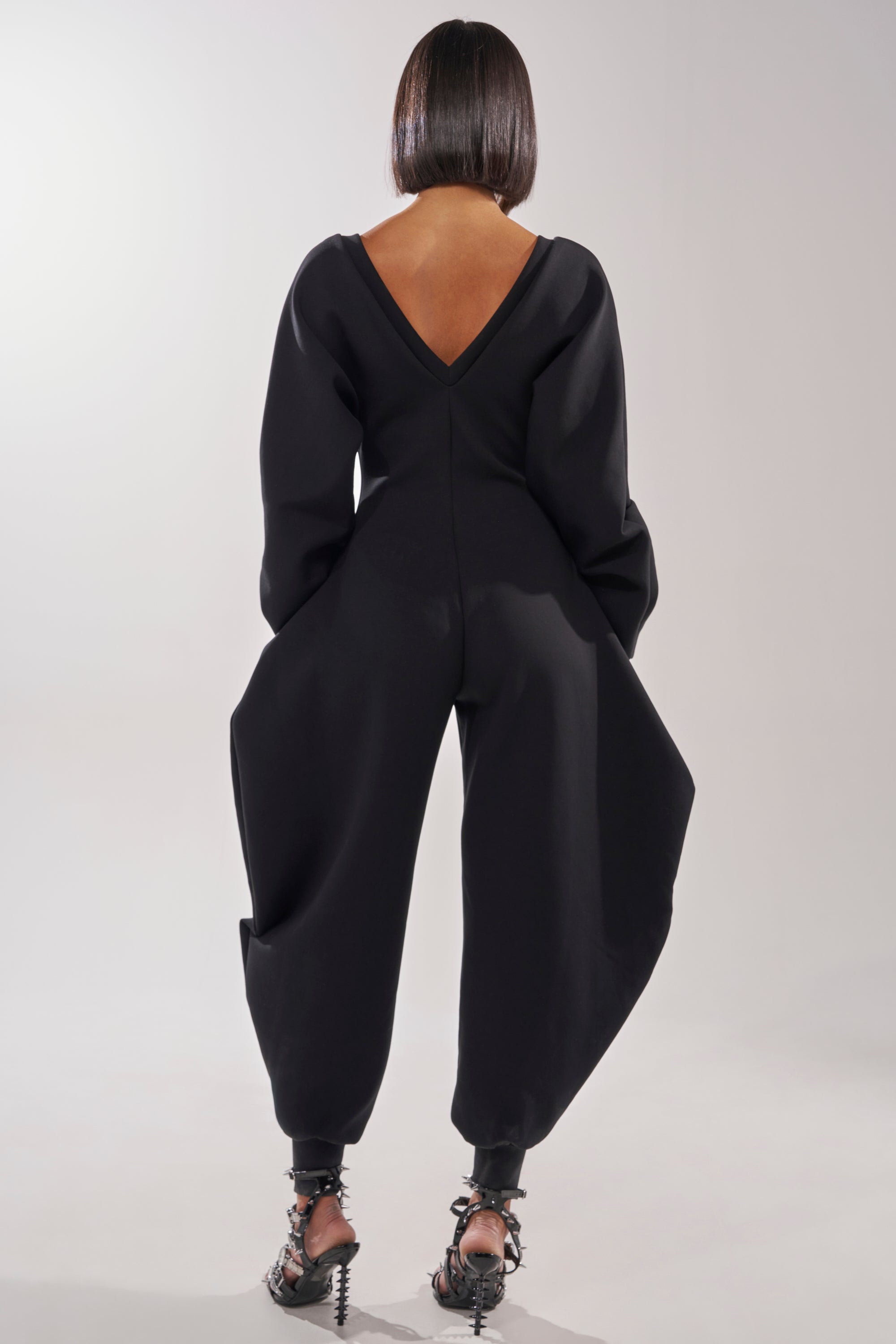 COMFY COZY JUMPSUIT IN BLACK