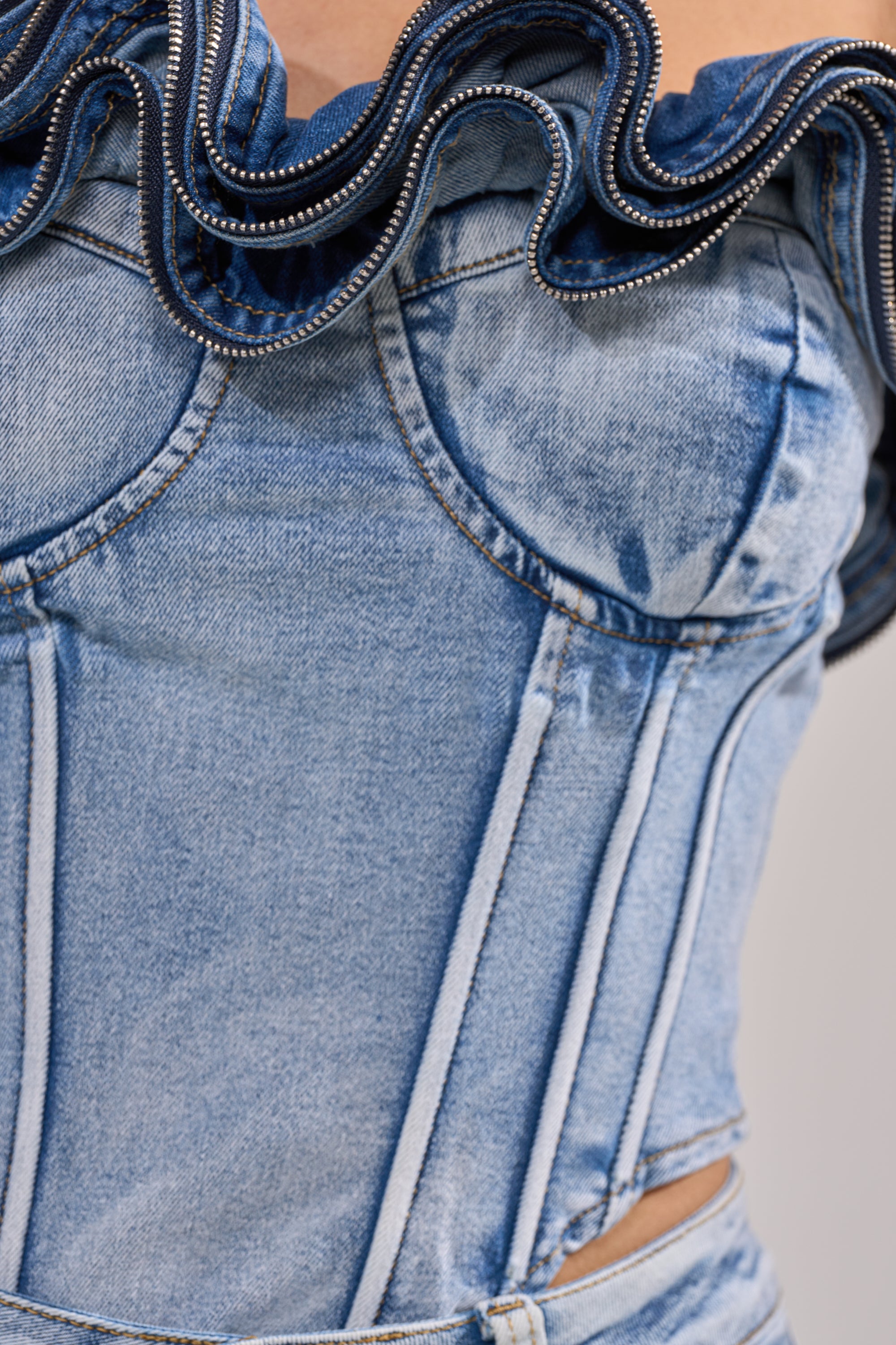 SOMETHING DIFFERENT DENIM CORSET WITH ZIPPER DETAIL