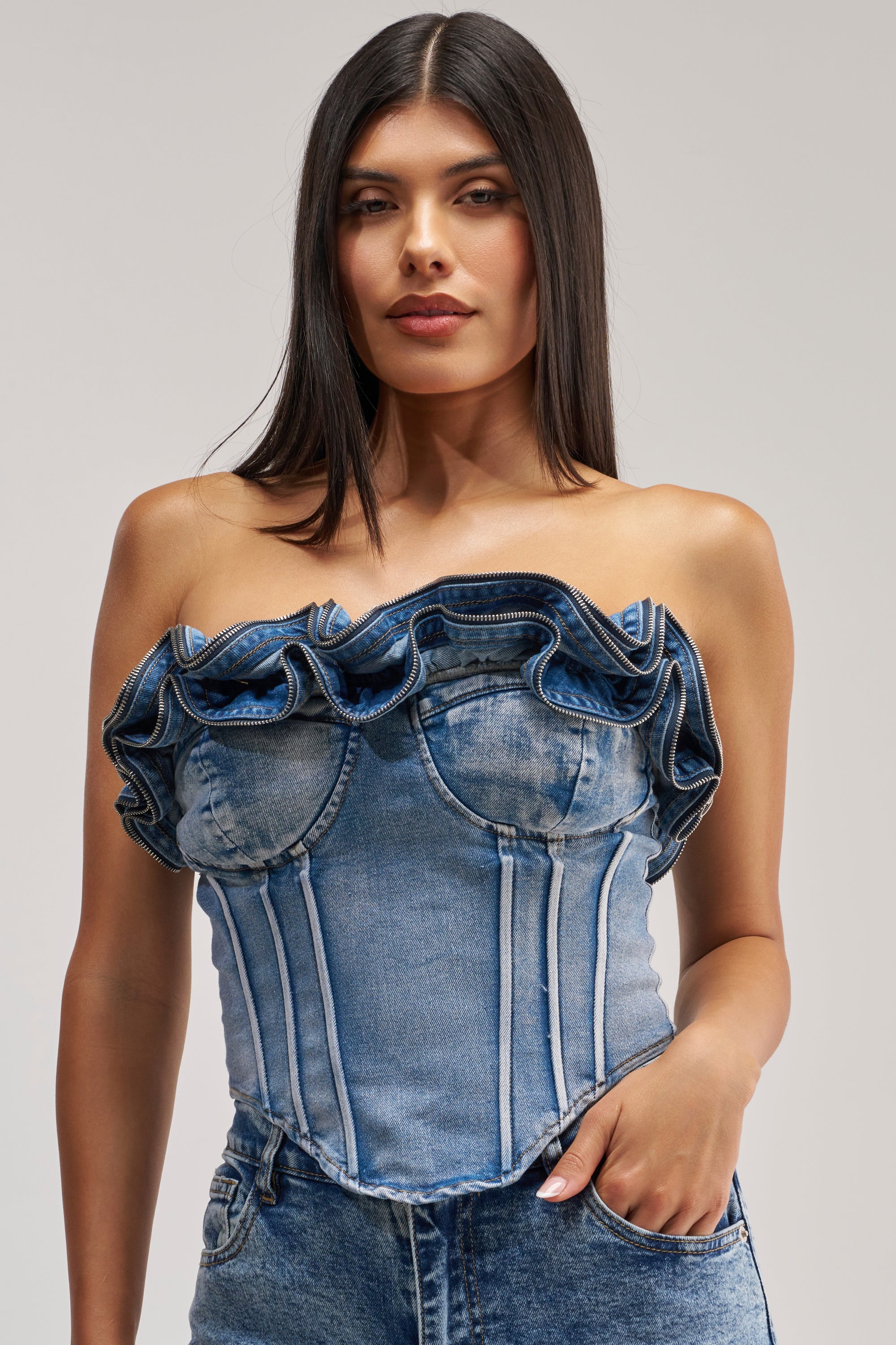 SOMETHING DIFFERENT DENIM CORSET WITH ZIPPER DETAIL IN MEDIUM BLUE DENIM