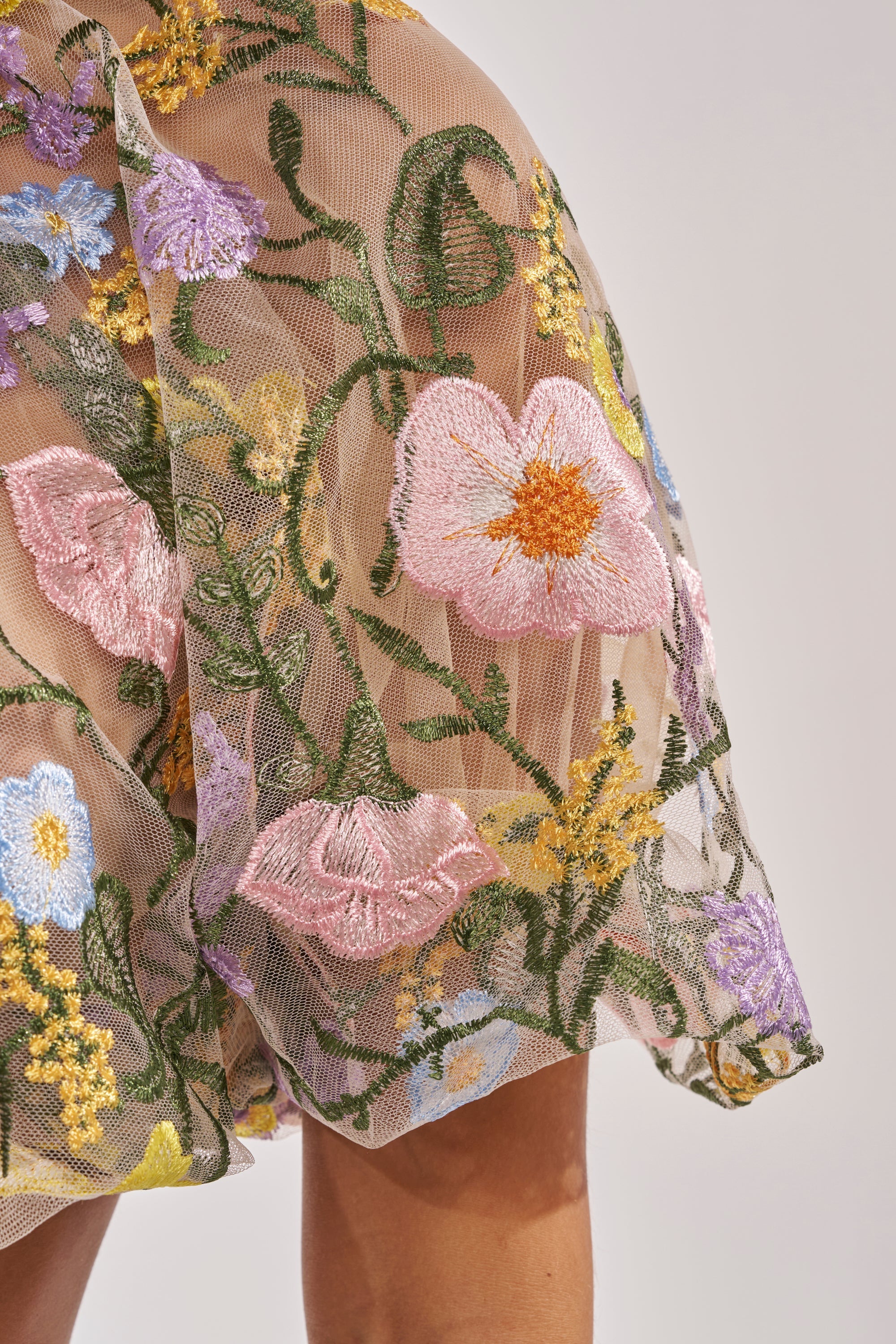 GARDEN PARTY FLORAL BLOUSE