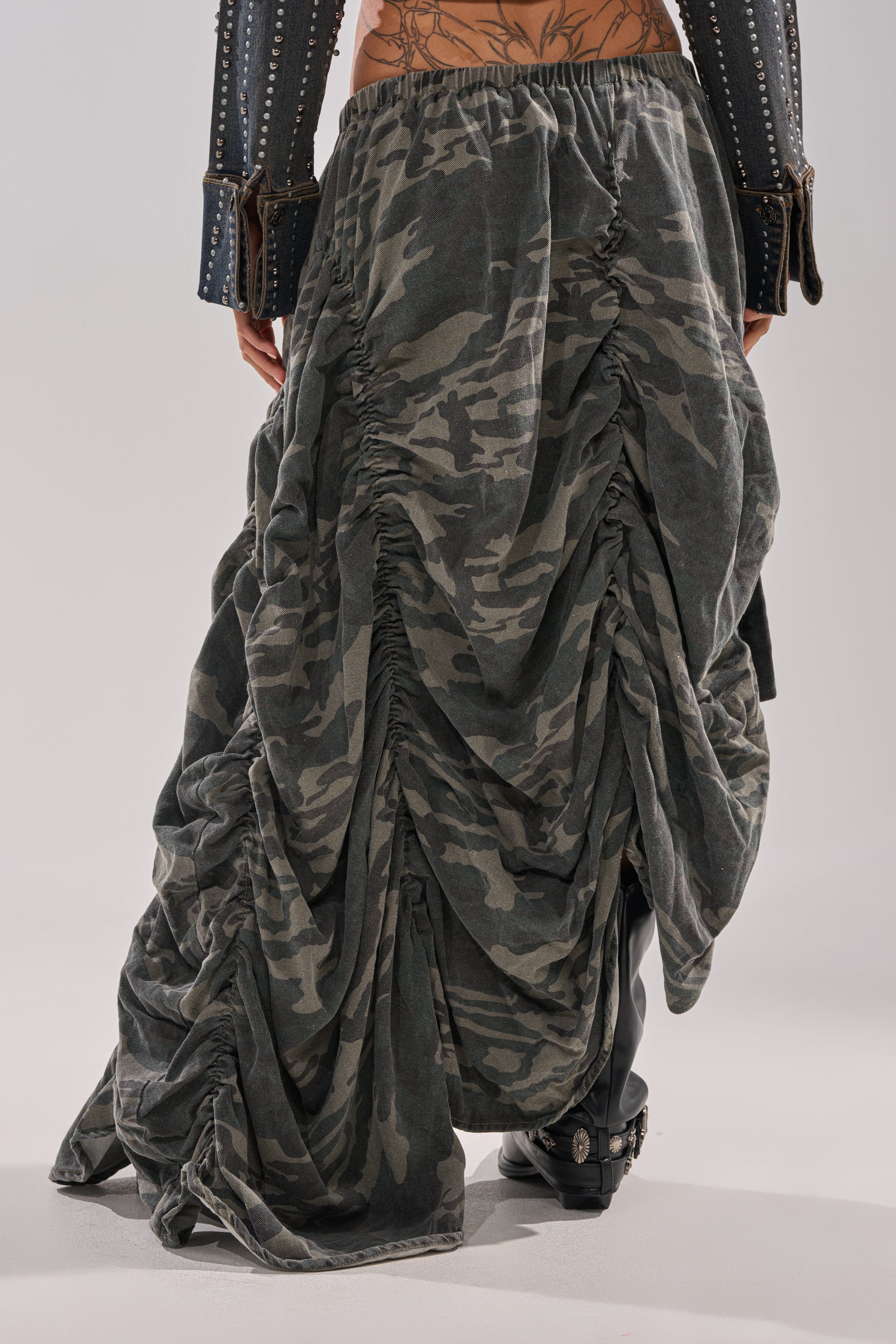 LETS CHANGE IT UP RUCHED MIDI SKIRT IN CAMO