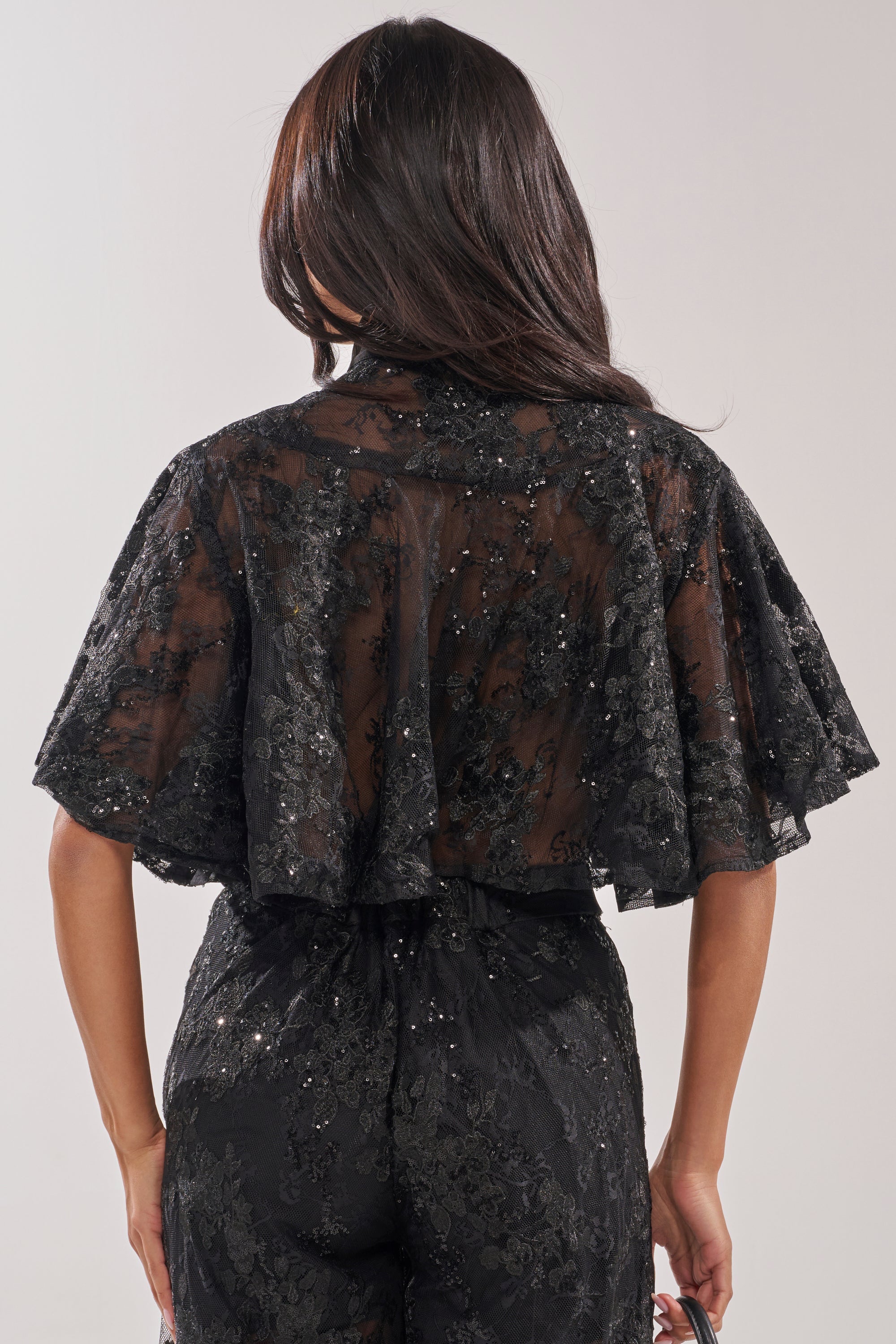 QUEEN B LACE BUTTON DOWN