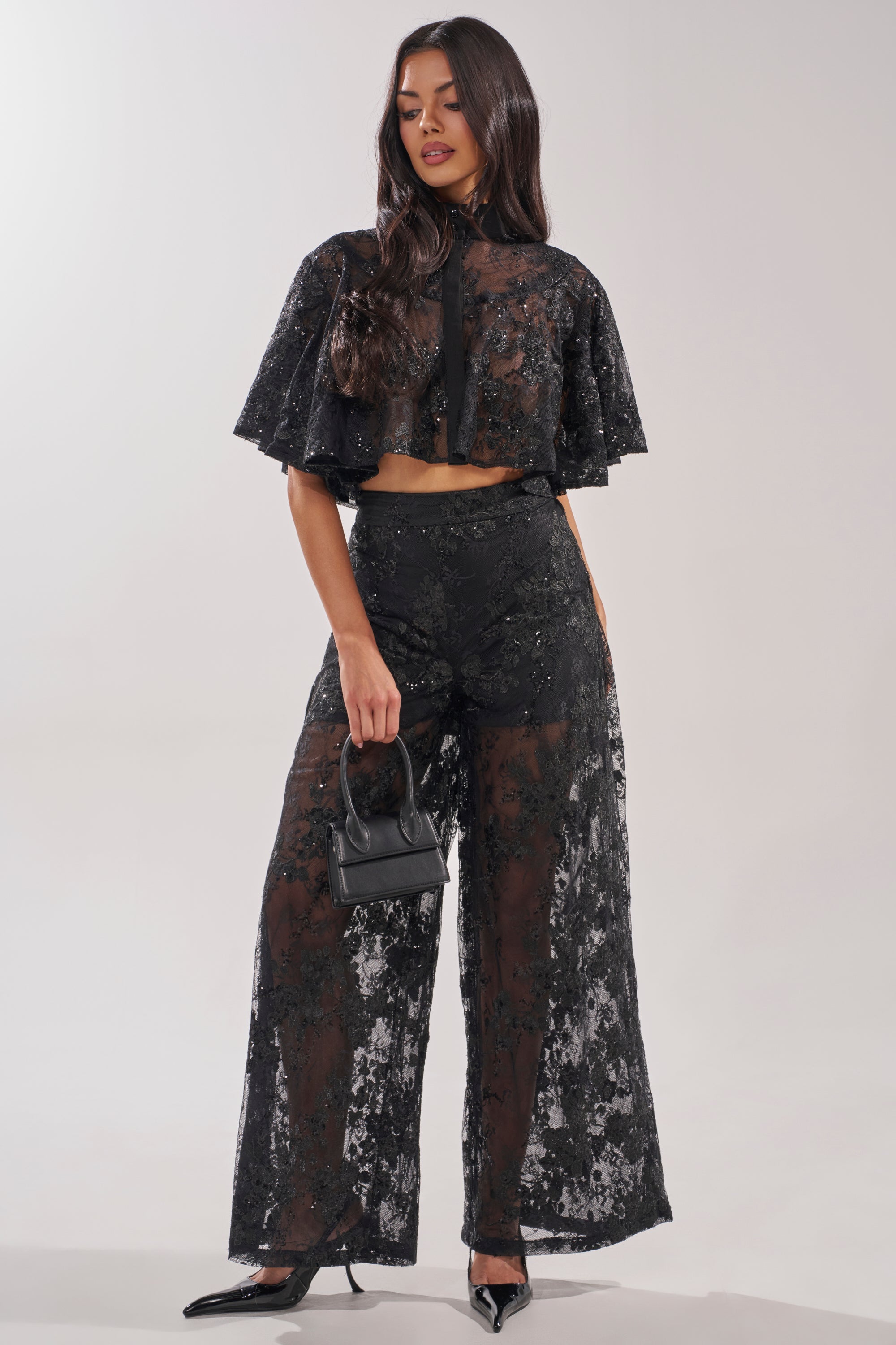 QUEEN B LACE BUTTON DOWN