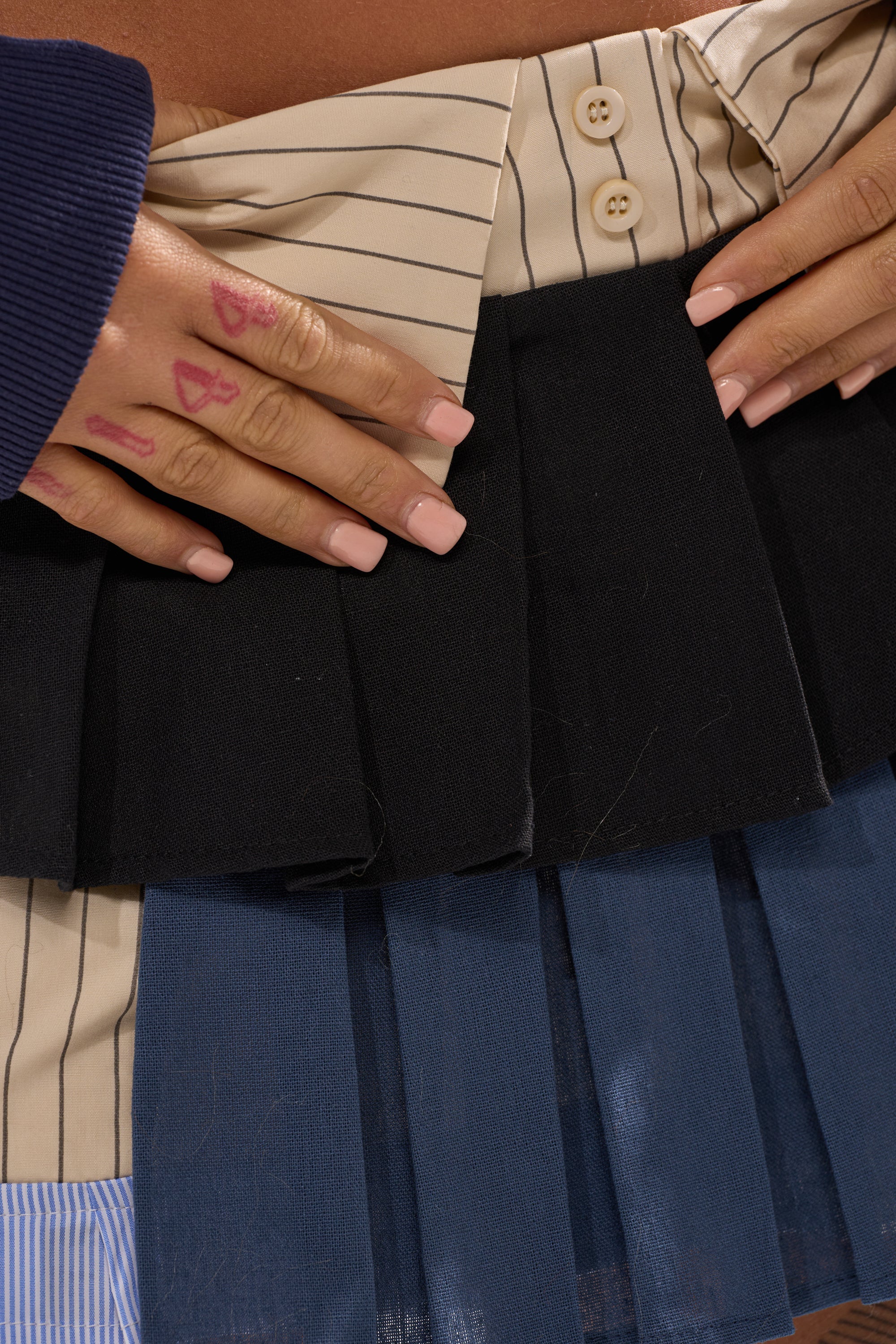 STANDING ON BUSINESS MINI SKIRT