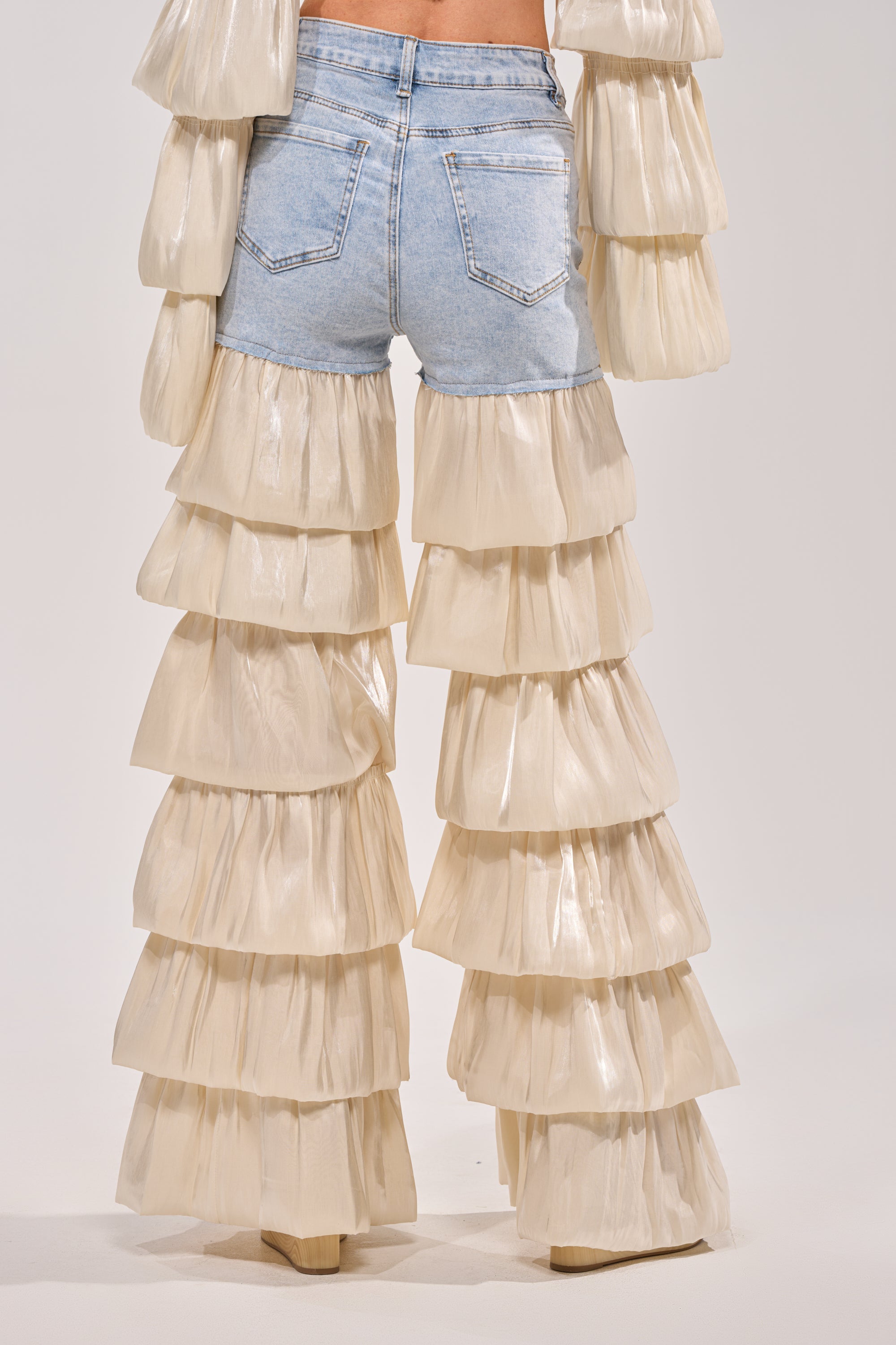 BOUNCIN AROUND DENIM RUFFLE PANT