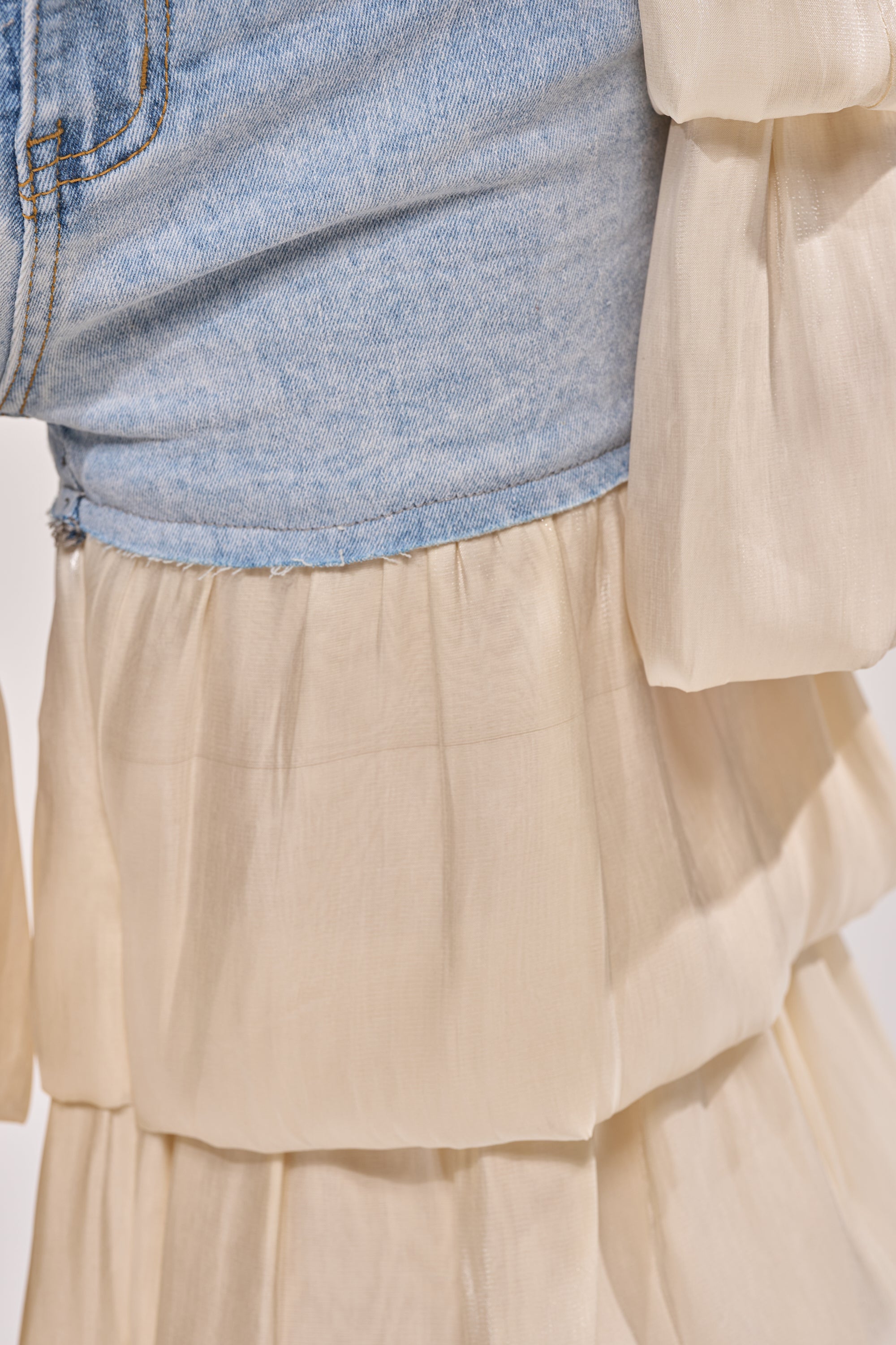 BOUNCIN AROUND DENIM RUFFLE PANT