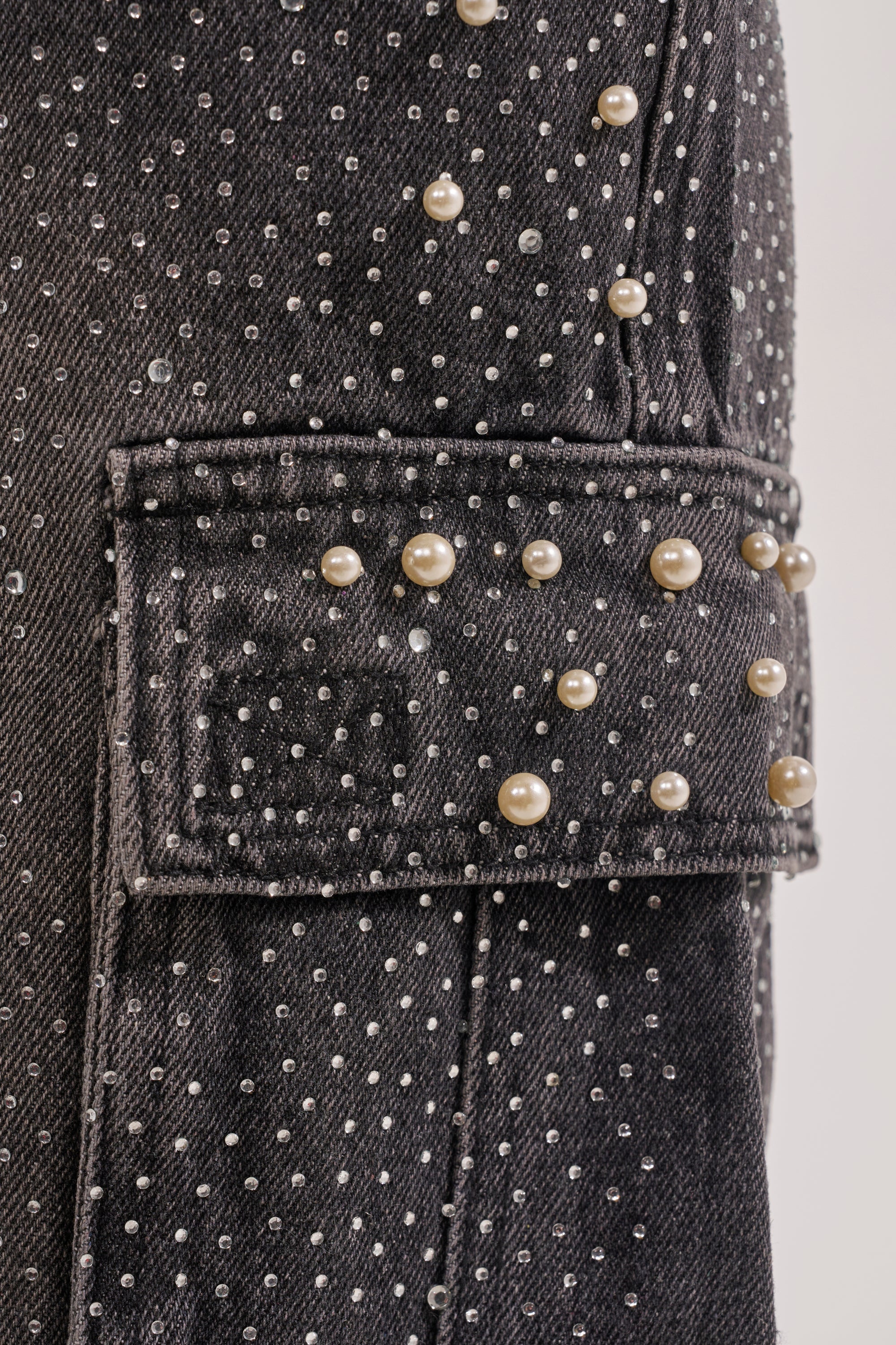 BLINGED OUT CARGO SHORTS IN BLACK