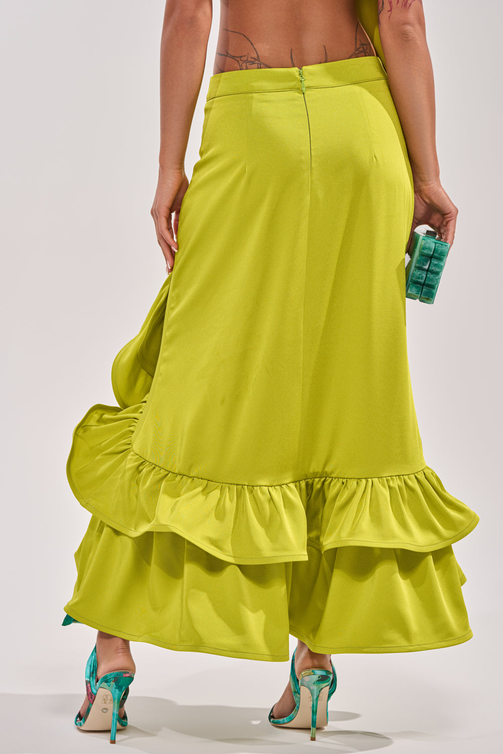 LADY LUXE RUCHED MIDI SKIRT WITH HIGH SLIT