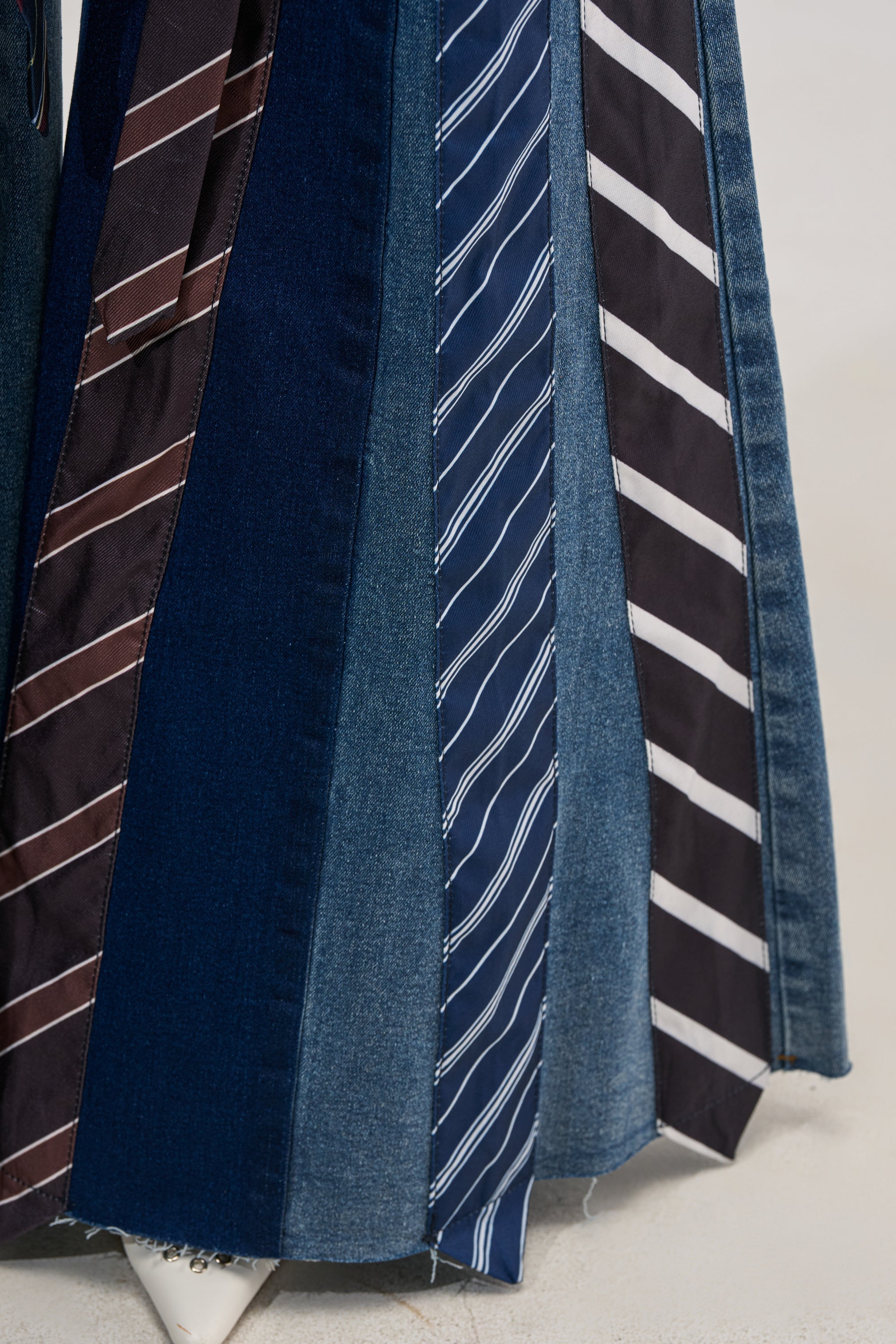 TIED TO YOU RELAXED DENIM