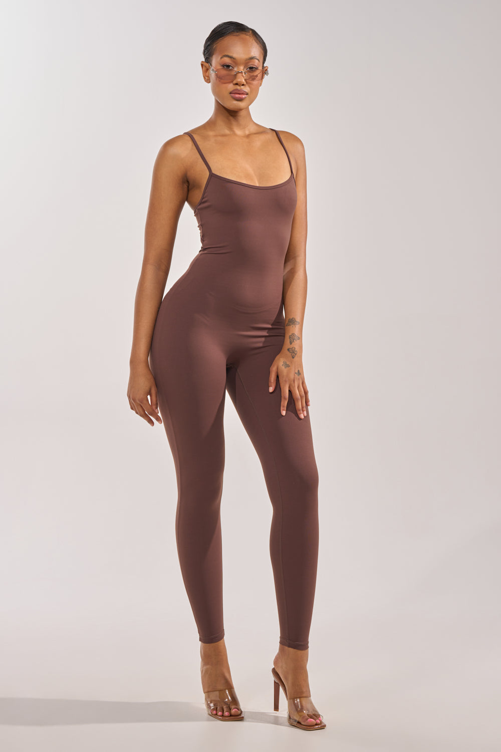 THAT GIRL SEAMLESS JUMPSUIT IN BROWN