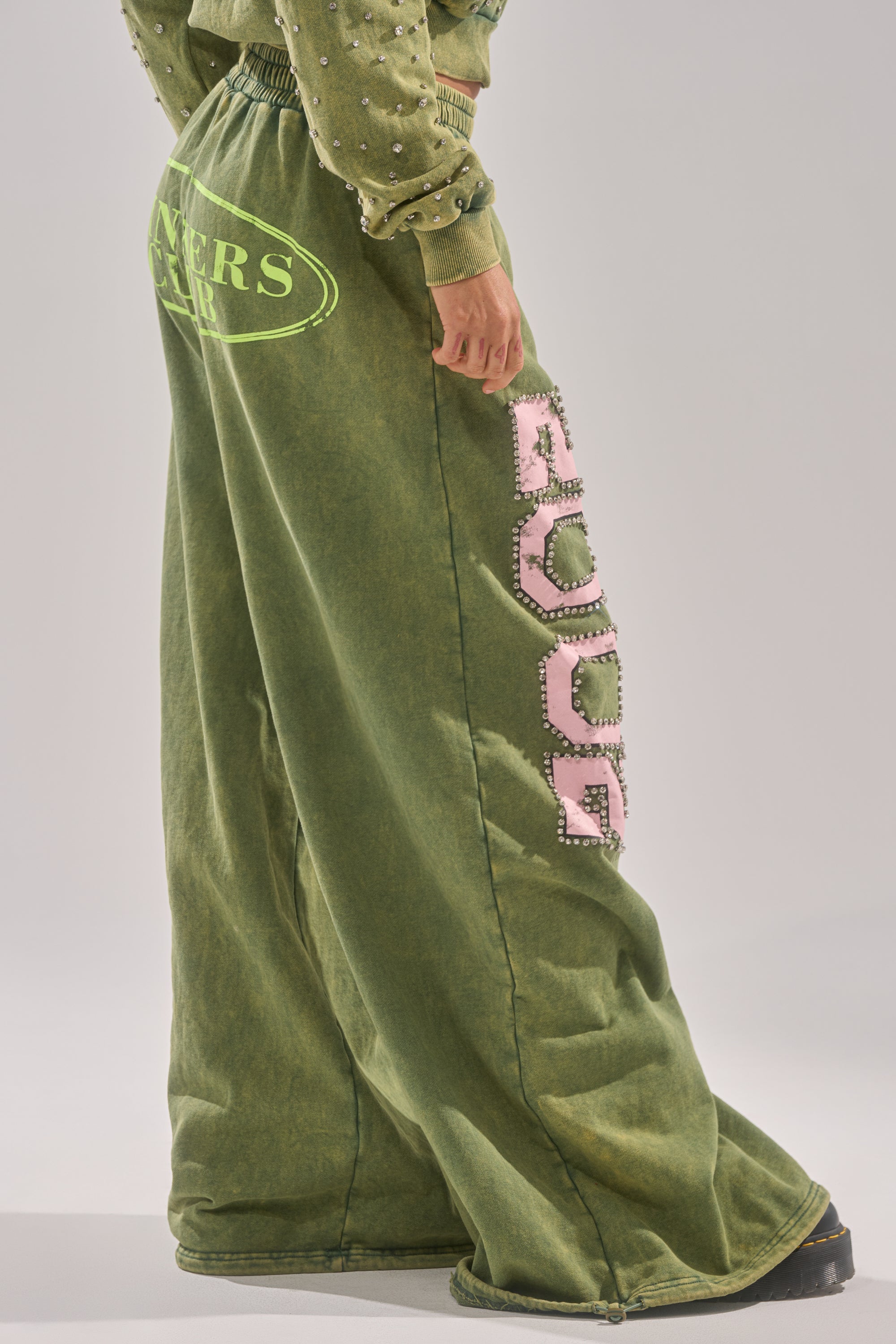 WINNERS CLUB WIDE LEG JOGGER