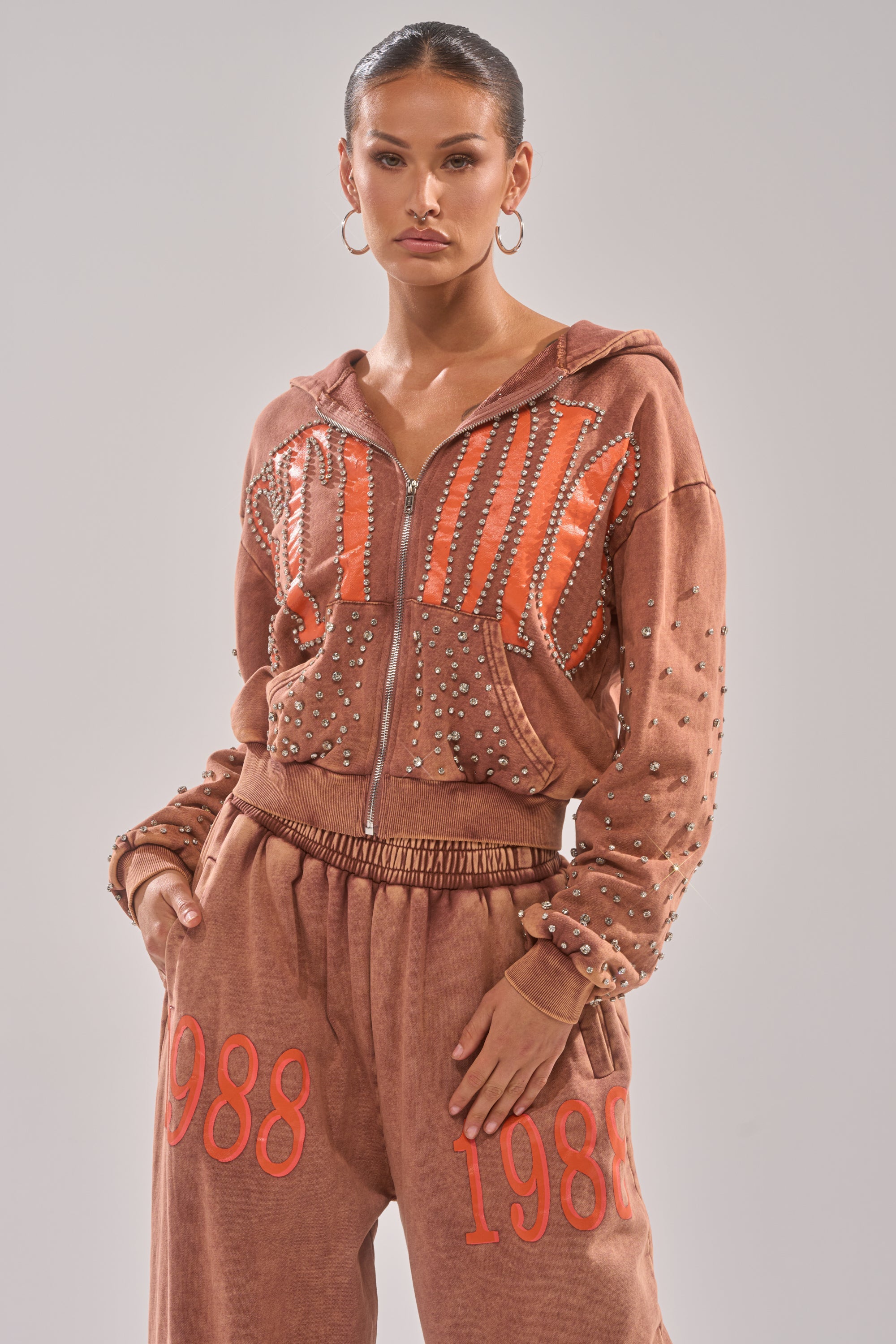 STUDIO LIVING ZIP UP SWEATSHIRT