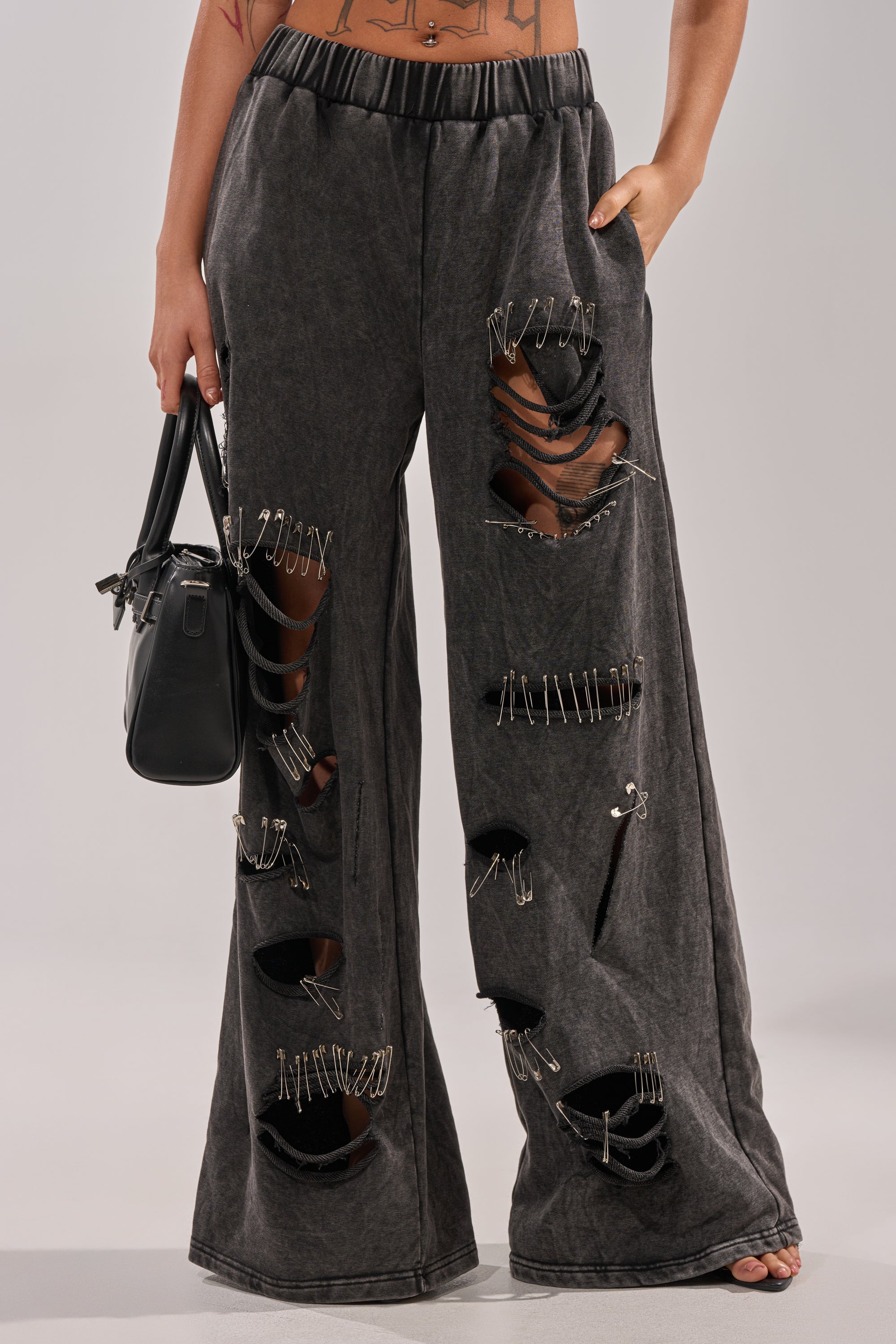 LEILA DISTRESSED WIDE LEG JOGGER