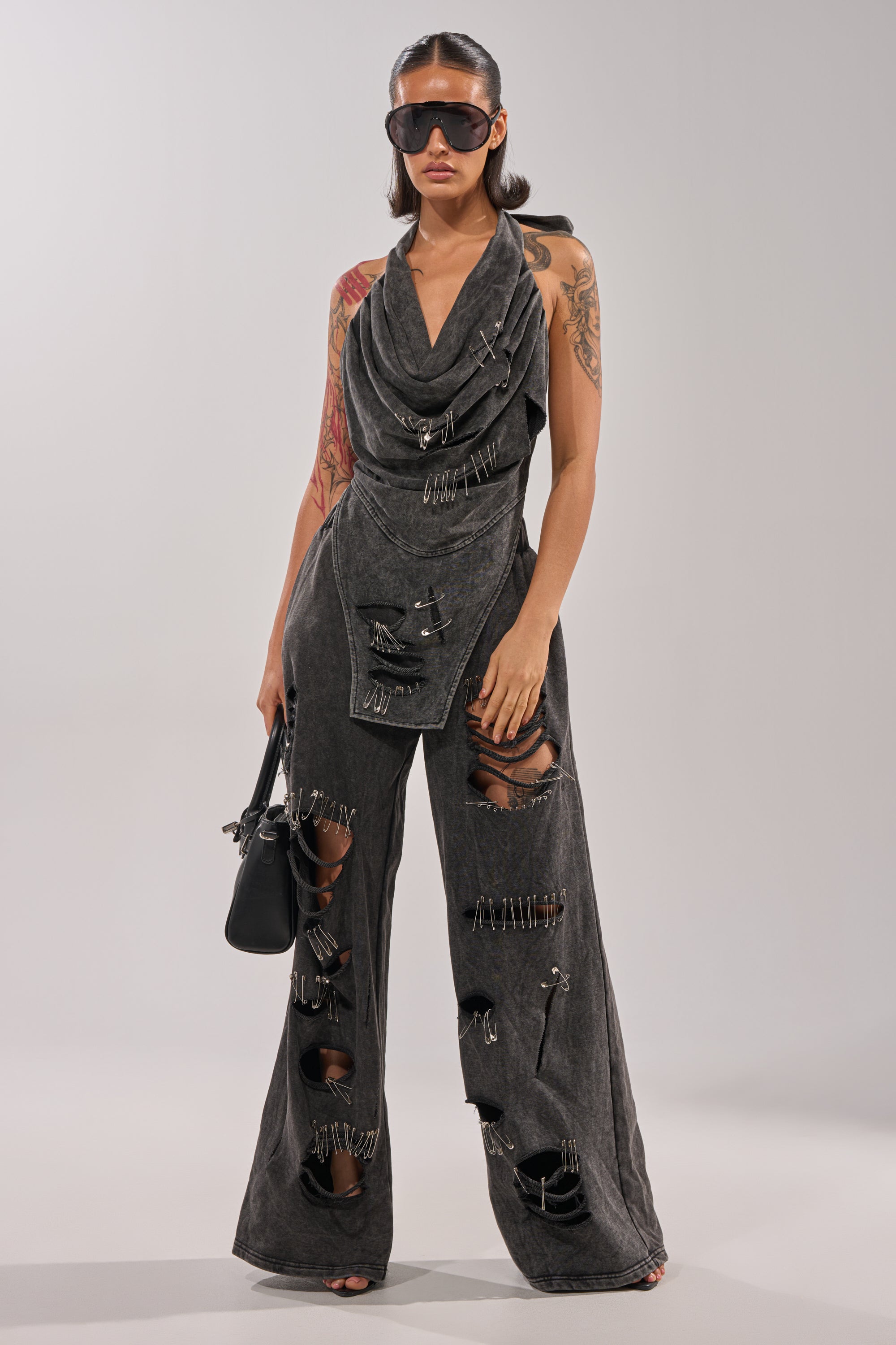 LEILA DISTRESSED WIDE LEG JOGGER