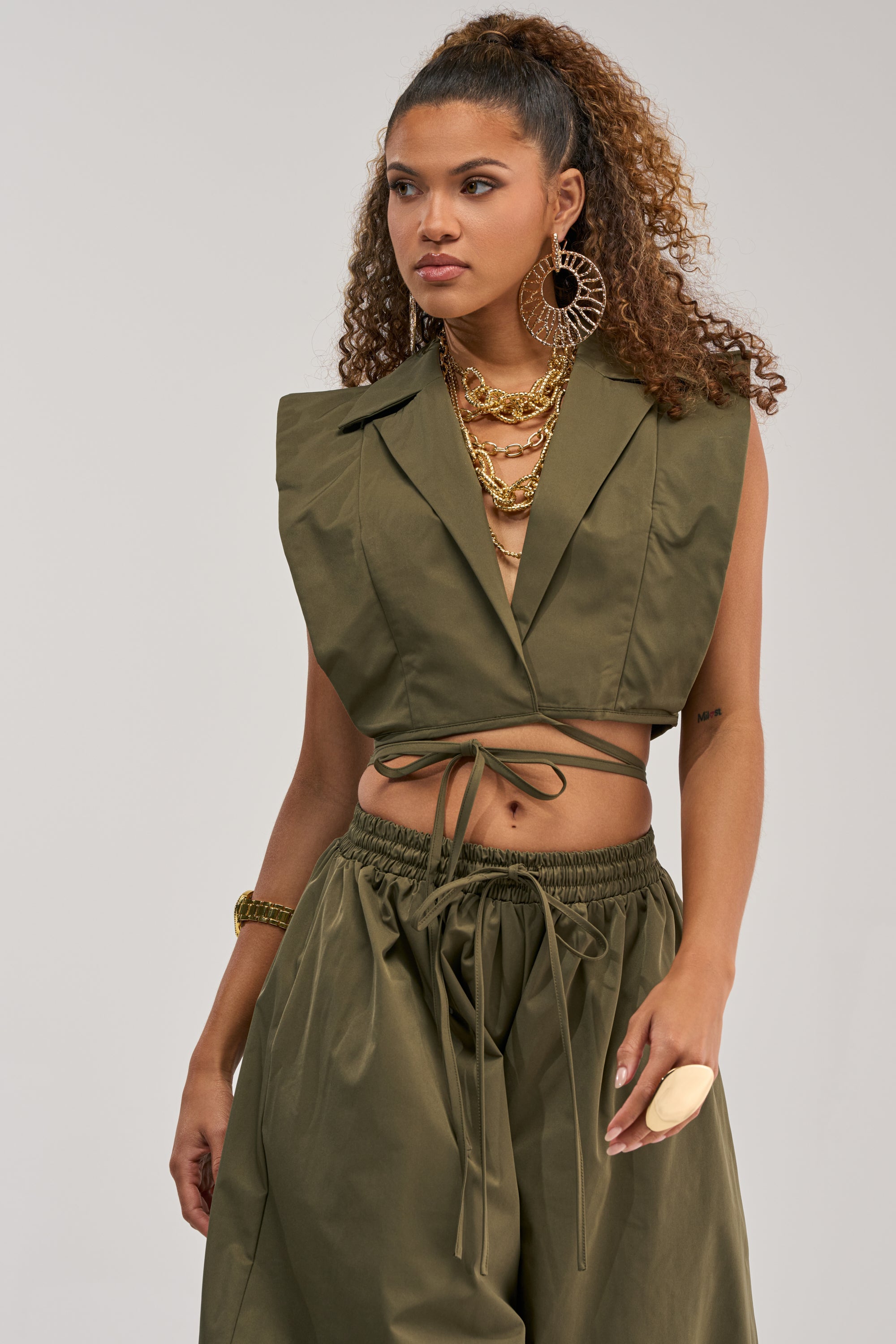 GUESS WHO VNECK COLLARED BLOUSE IN OLIVE