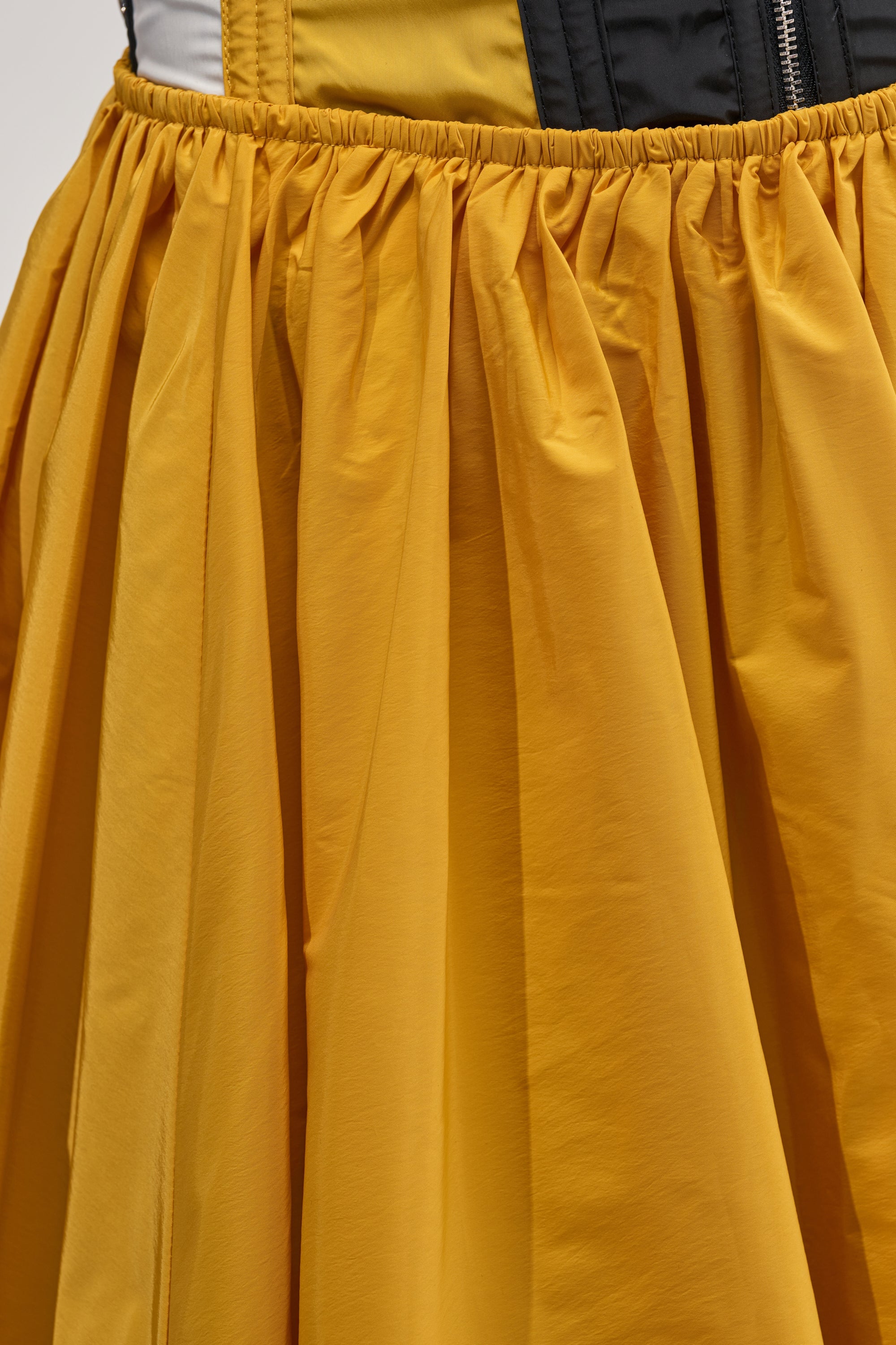 DON'T MIND ME RUCHED JOGGER IN YELLOW
