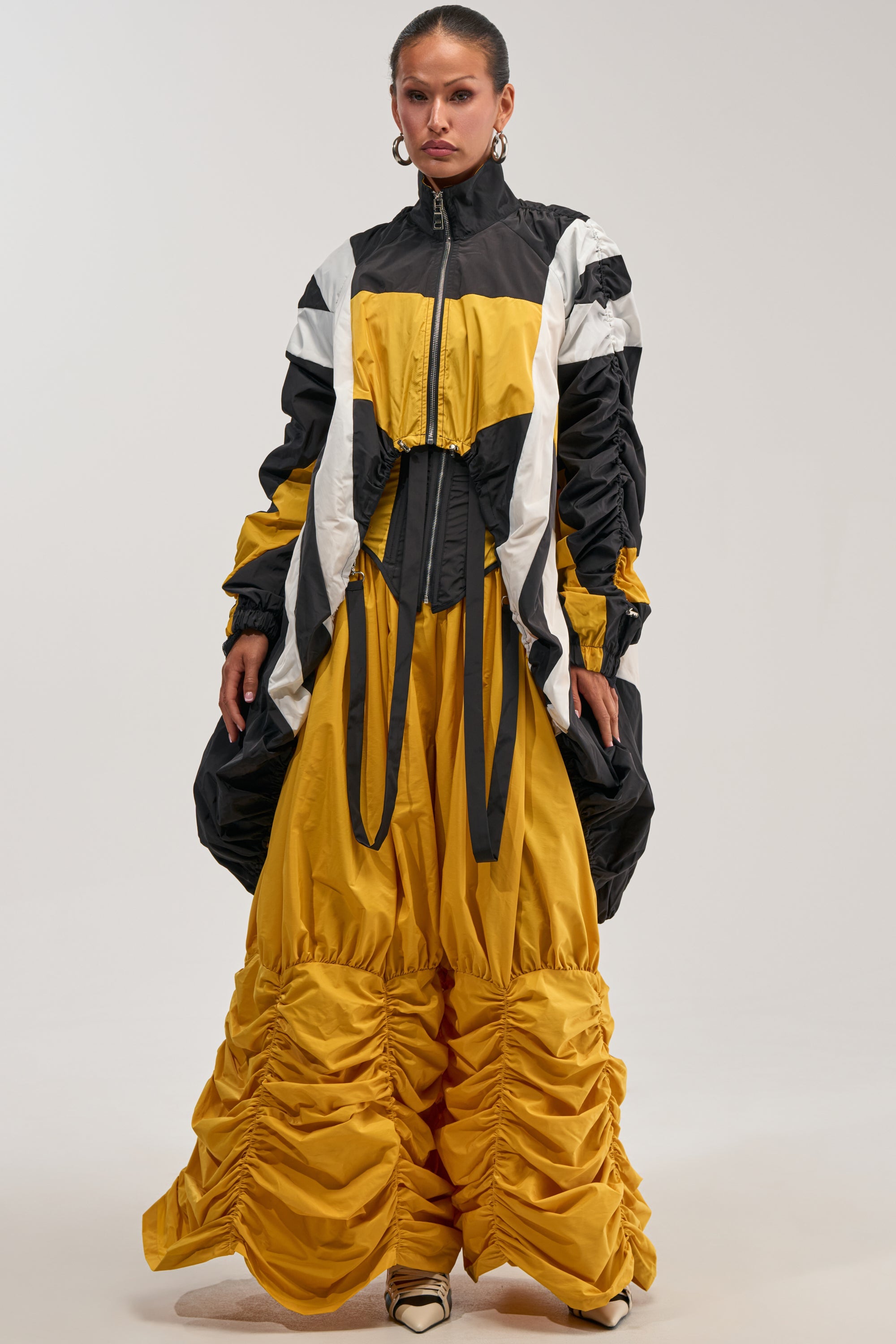DON'T MIND ME RUCHED JOGGER IN YELLOW