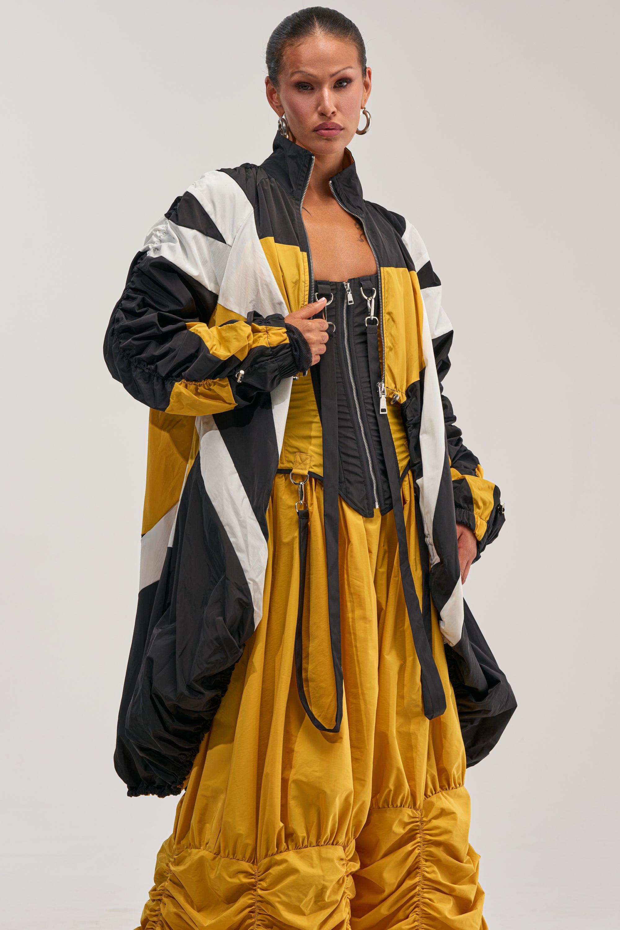 DON'T MIND ME HIGH LOW WINDBREAKER IN YELLOW