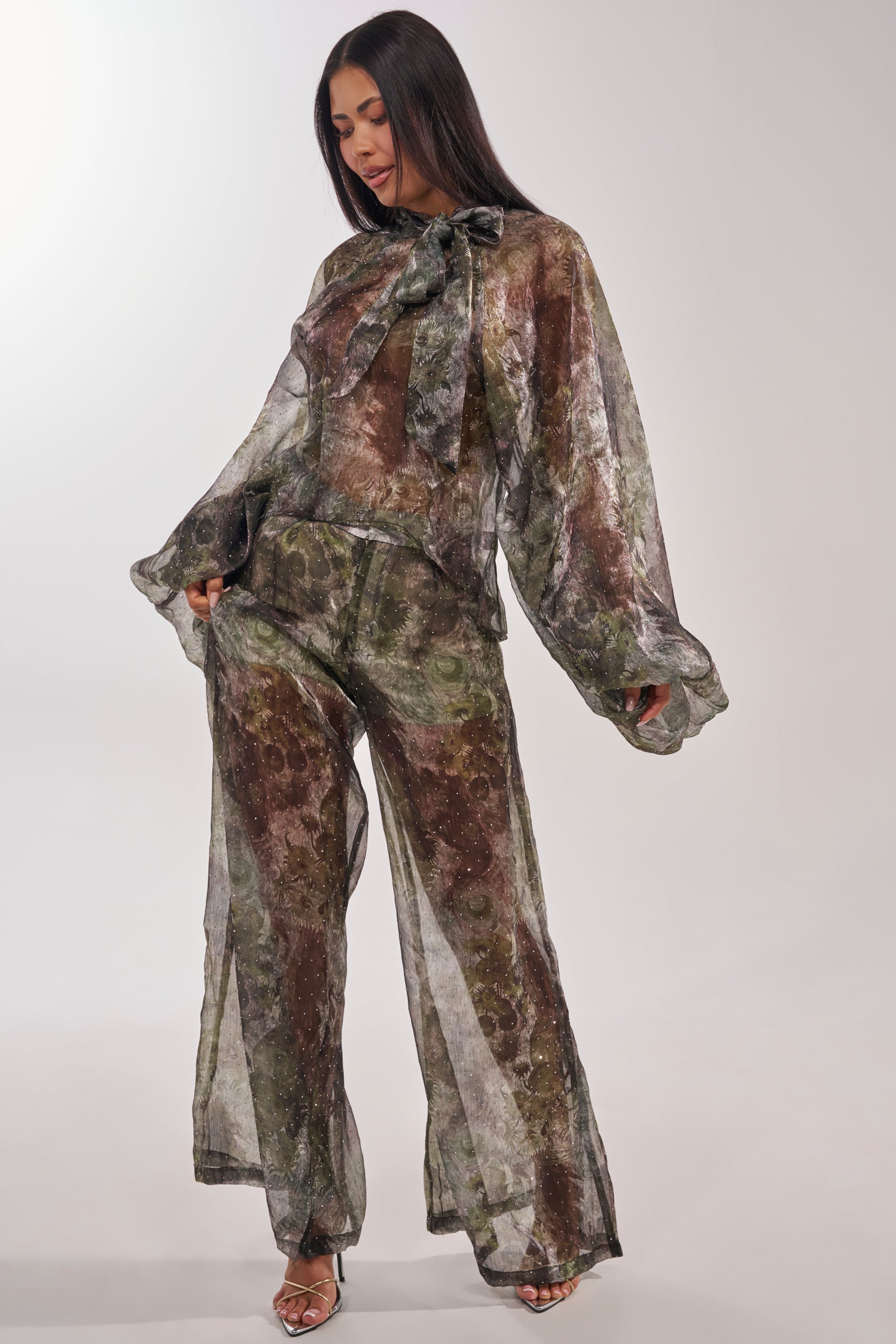 MYSTIQUE FLORAL CHIFFON BLOUSE