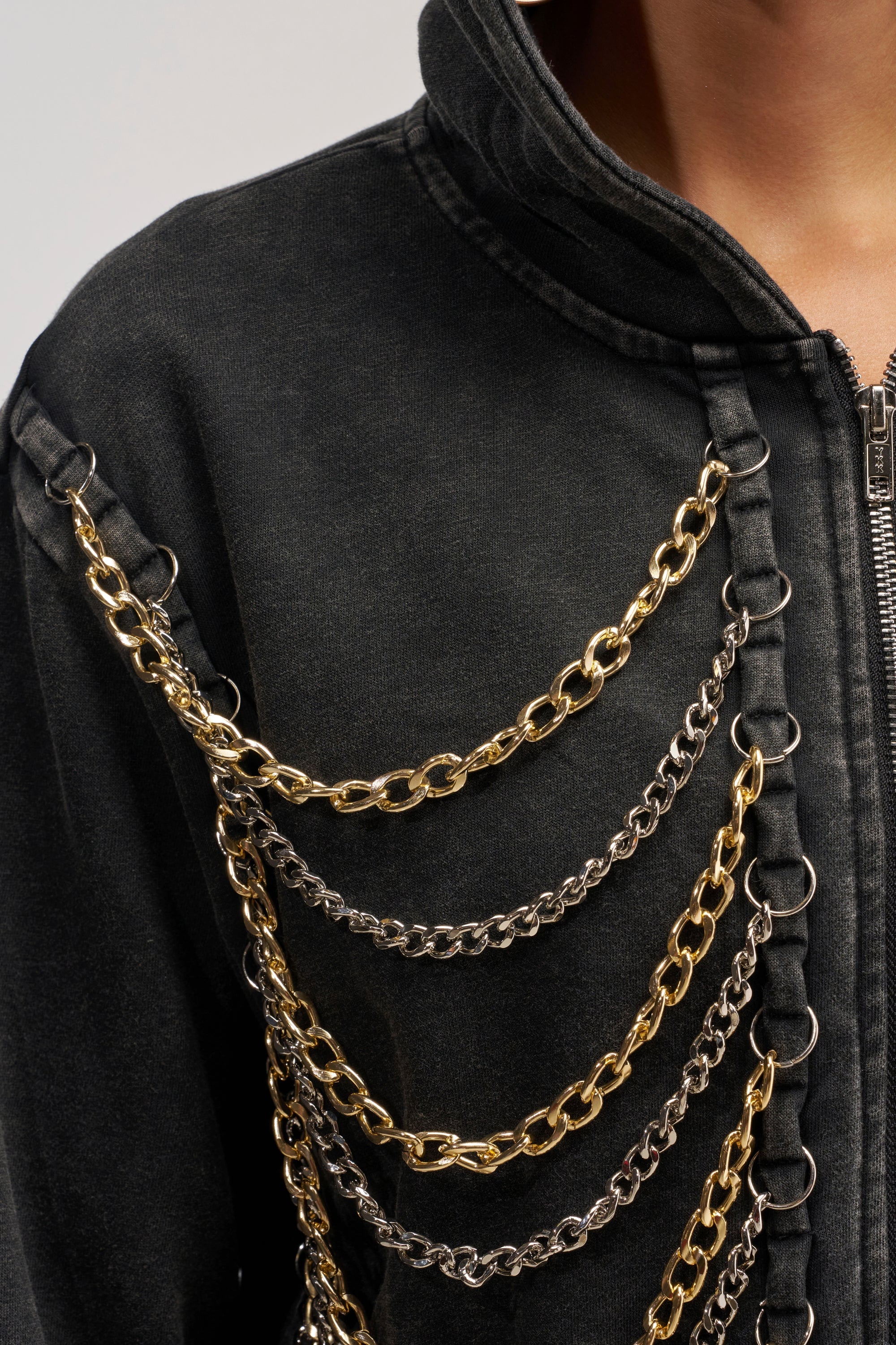CHAINED DOWN SWEATSHIRT