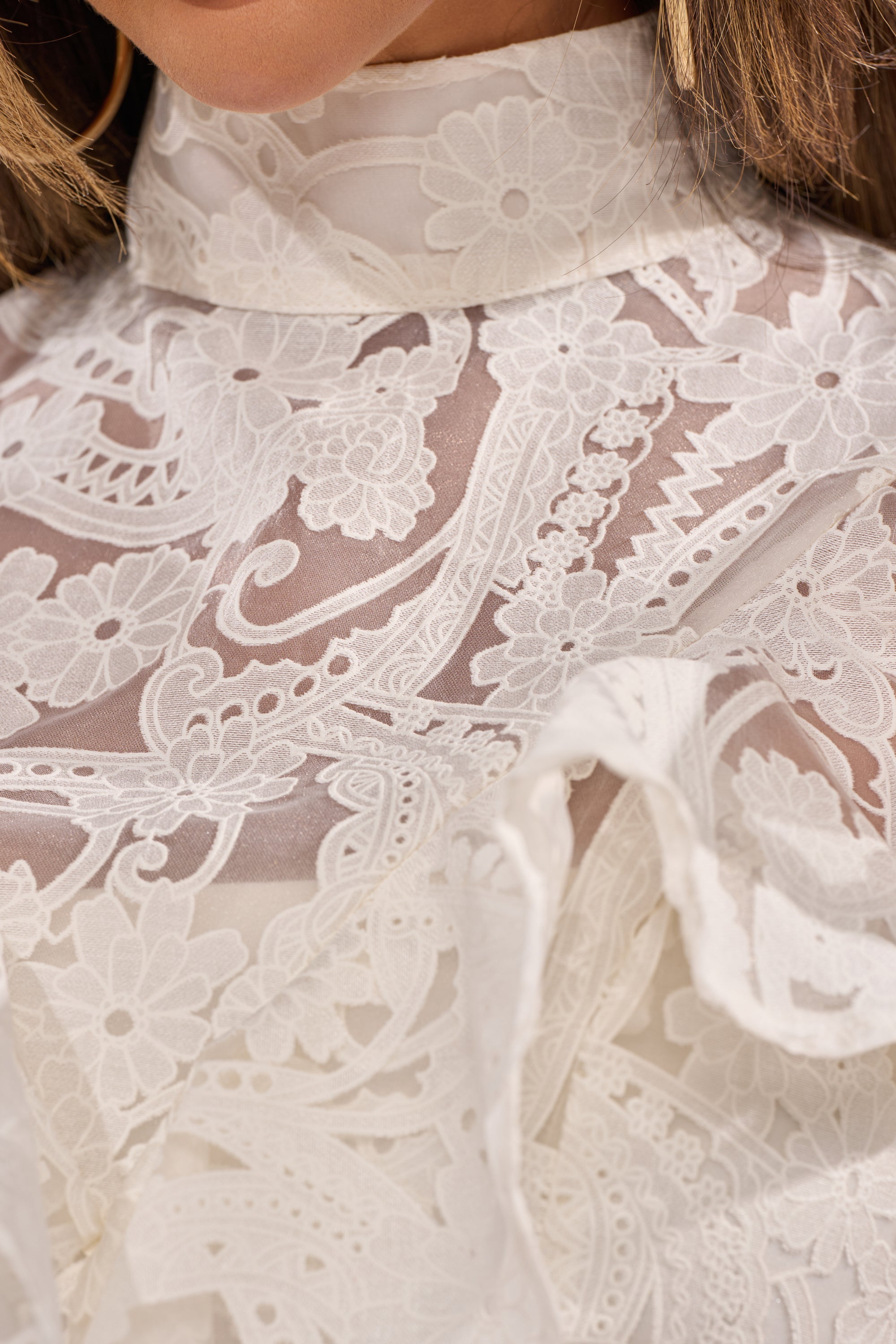 EMMA EMBROIDERED CROPPED BLOUSE