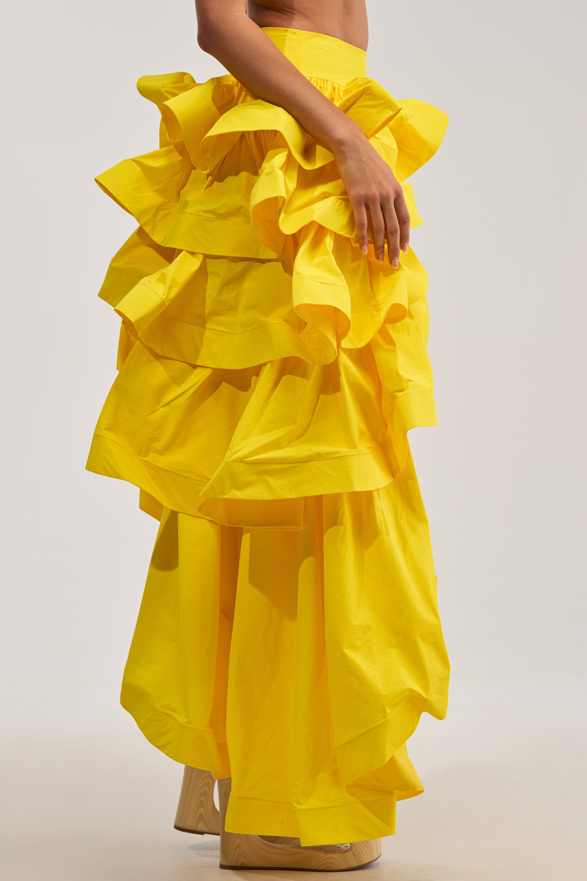 ELEGANT QUEEN ASYMMETRICAL SKIRT IN YELLOW