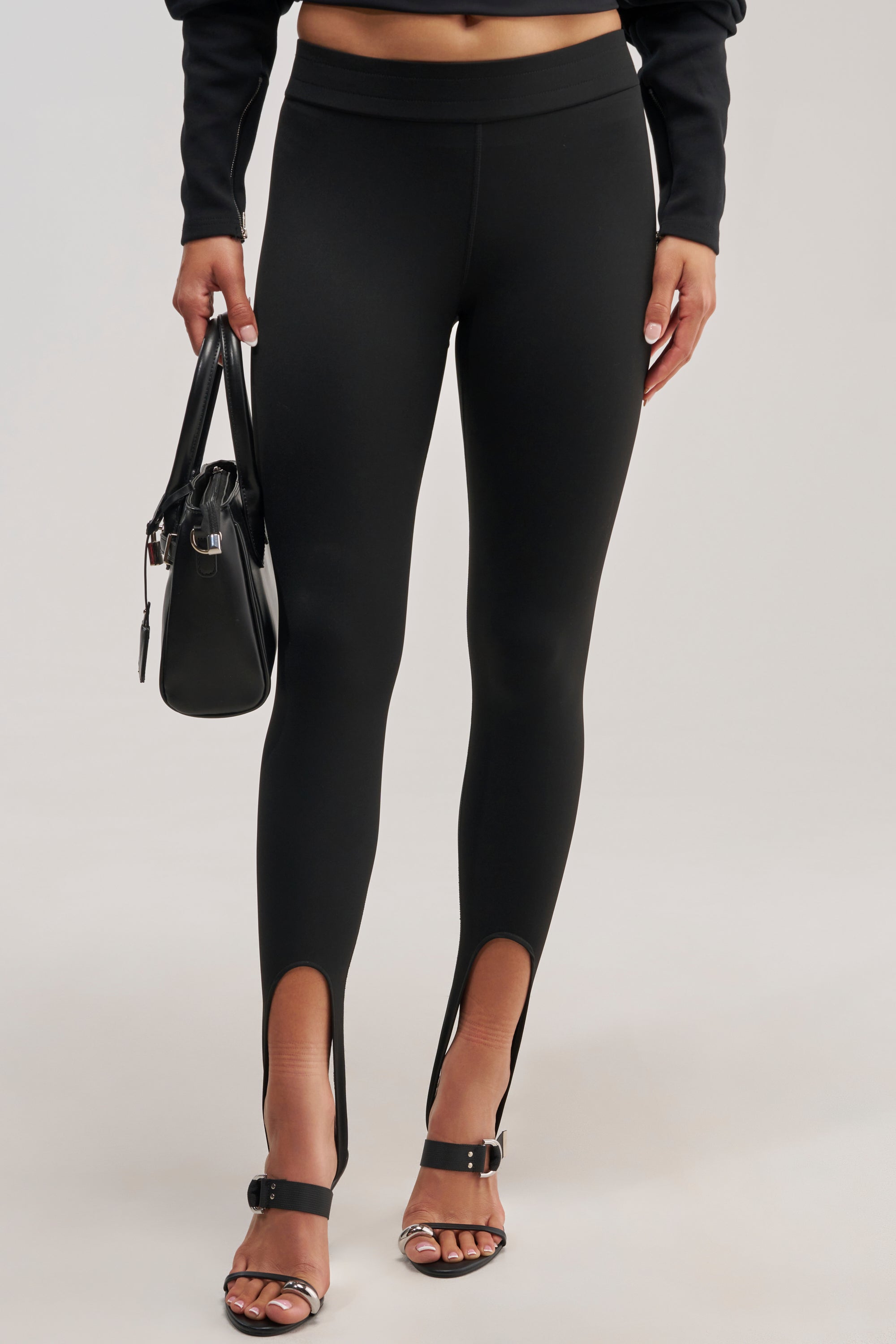 THE FEMME FATALE STIRRUP LEGGING