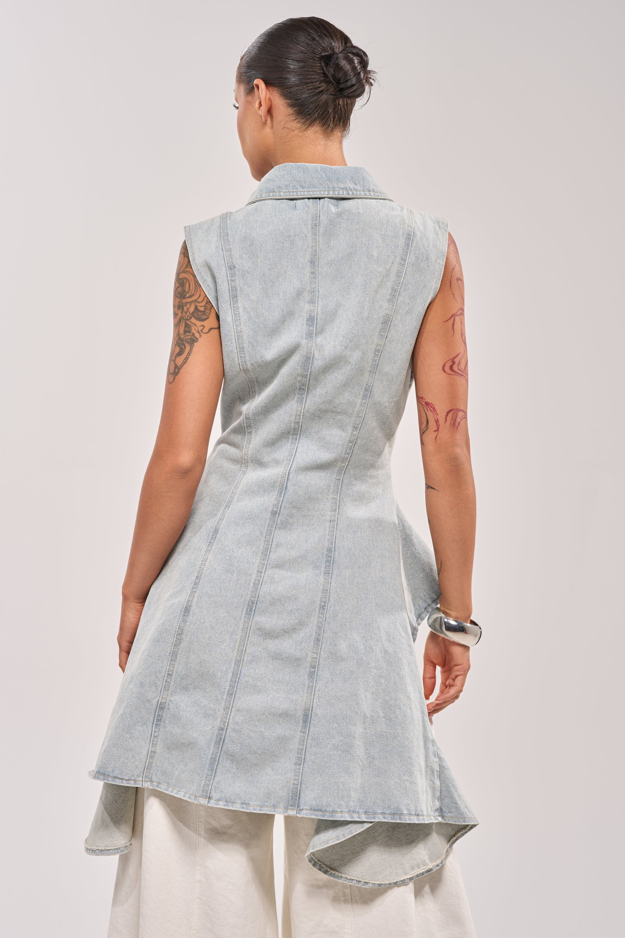 HIGH LOW DENIM VEST