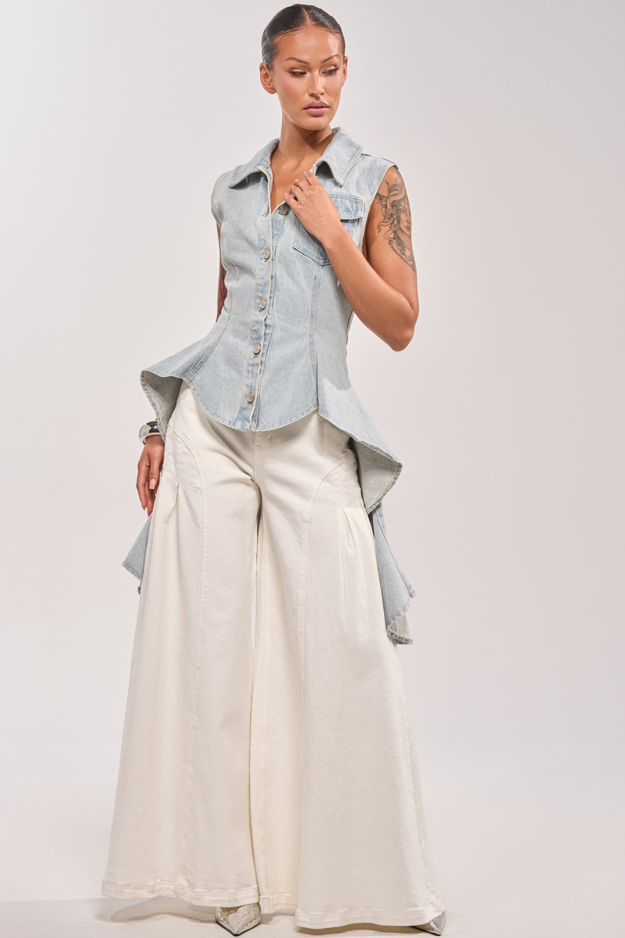 HIGH LOW DENIM VEST