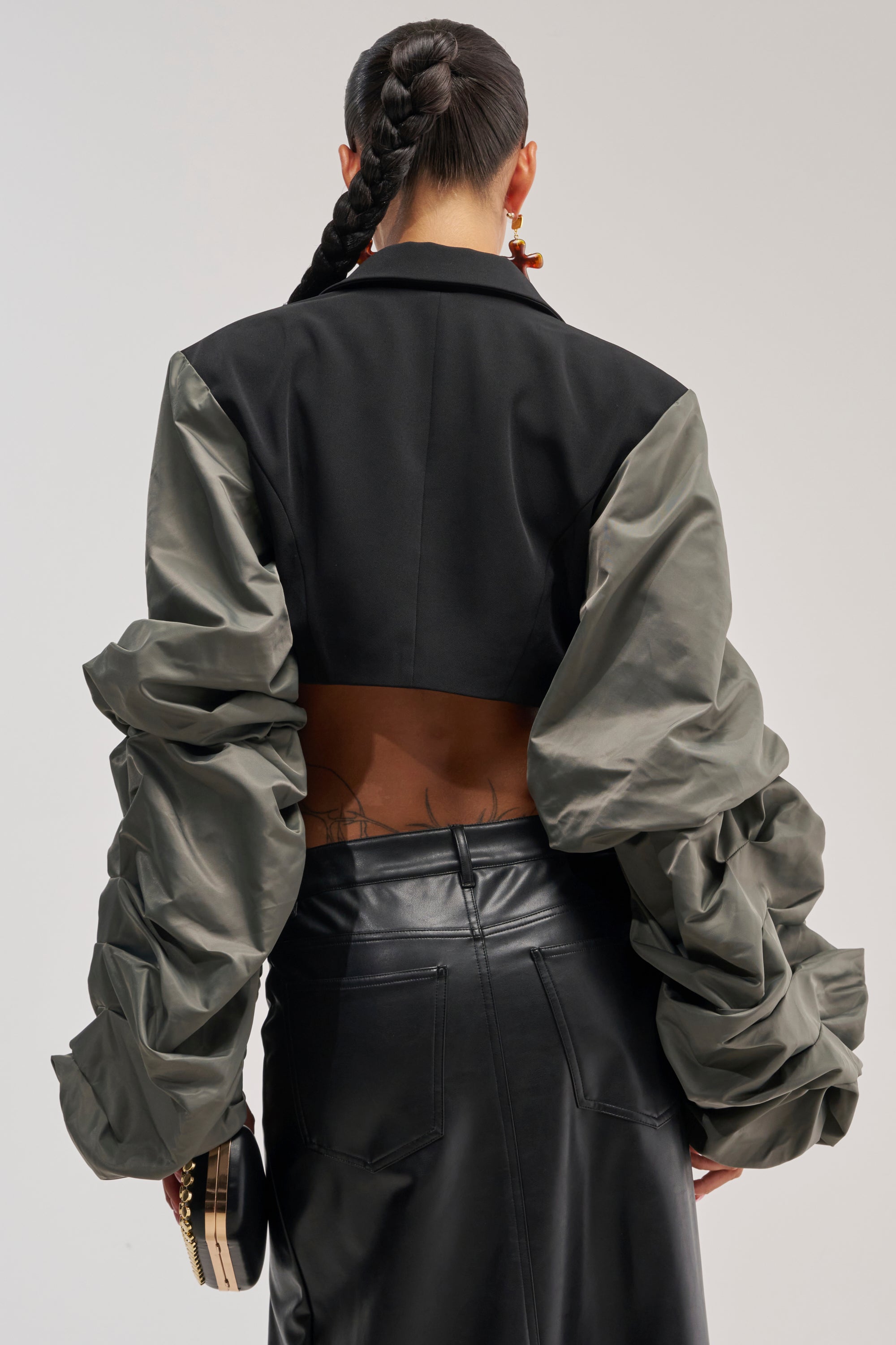 MIXED FEELINGS RUCHED SLEEVE BLAZER