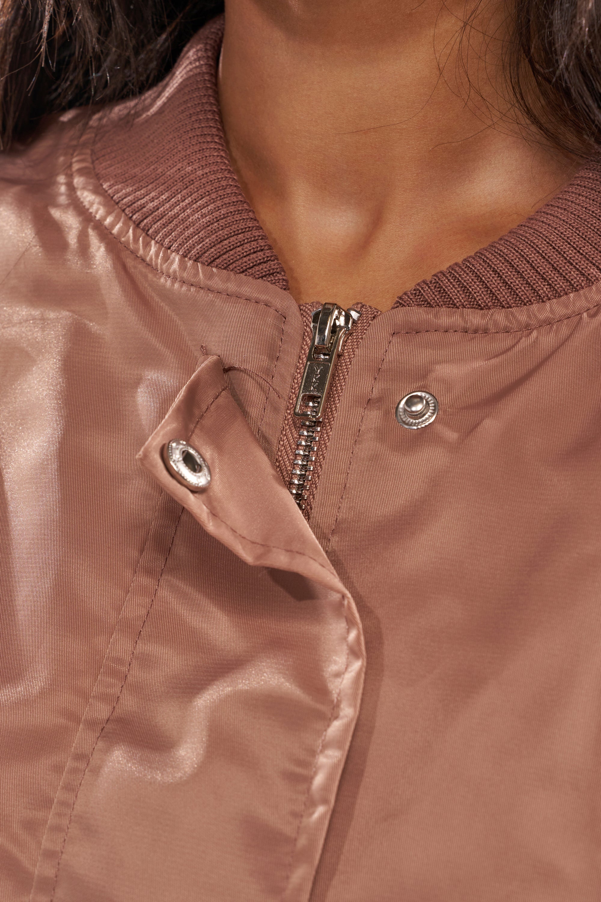 TAKE IT EASY CROPPED BOMBER IN MAUVE