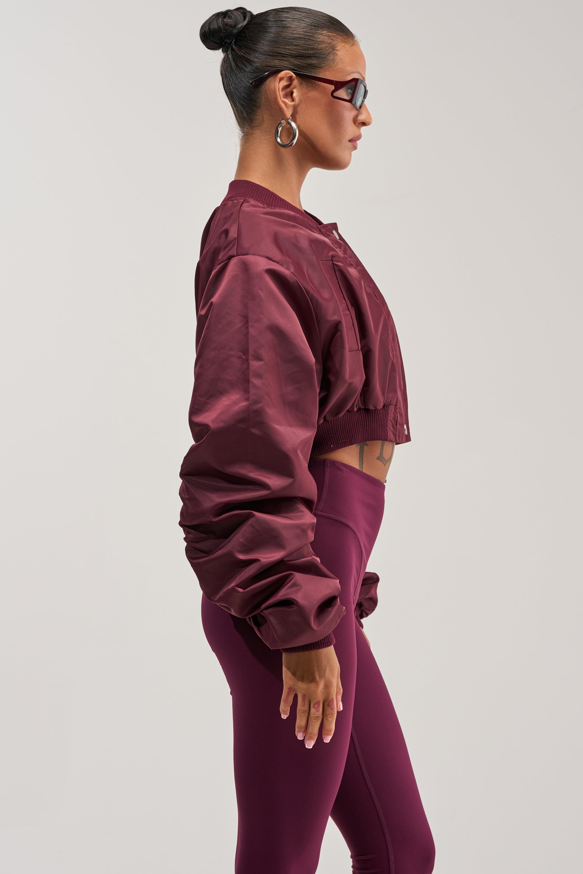 TAKE IT EASY CROPPED BOMBER IN BURGUNDY