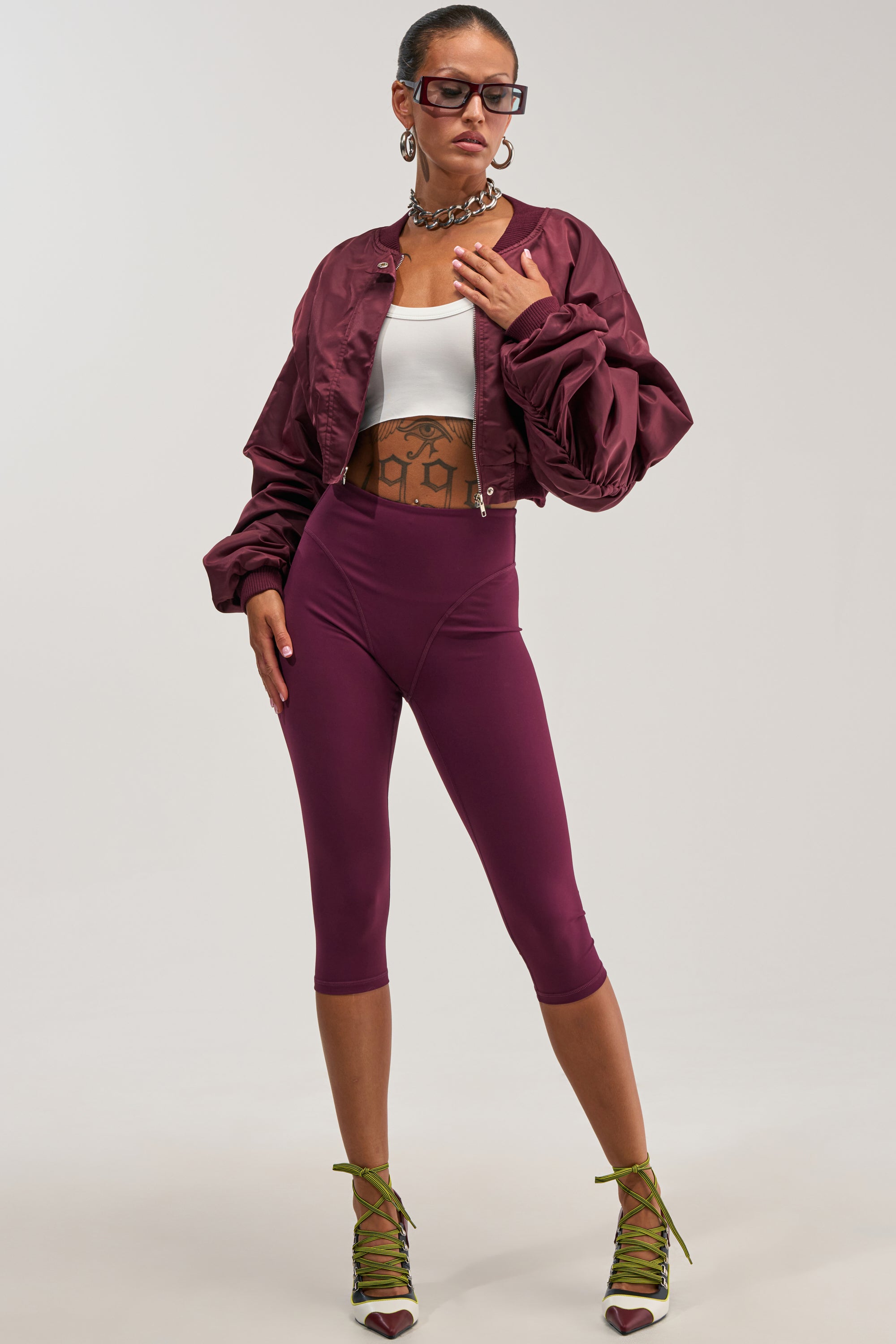 TAKE IT EASY CROPPED BOMBER IN BURGUNDY