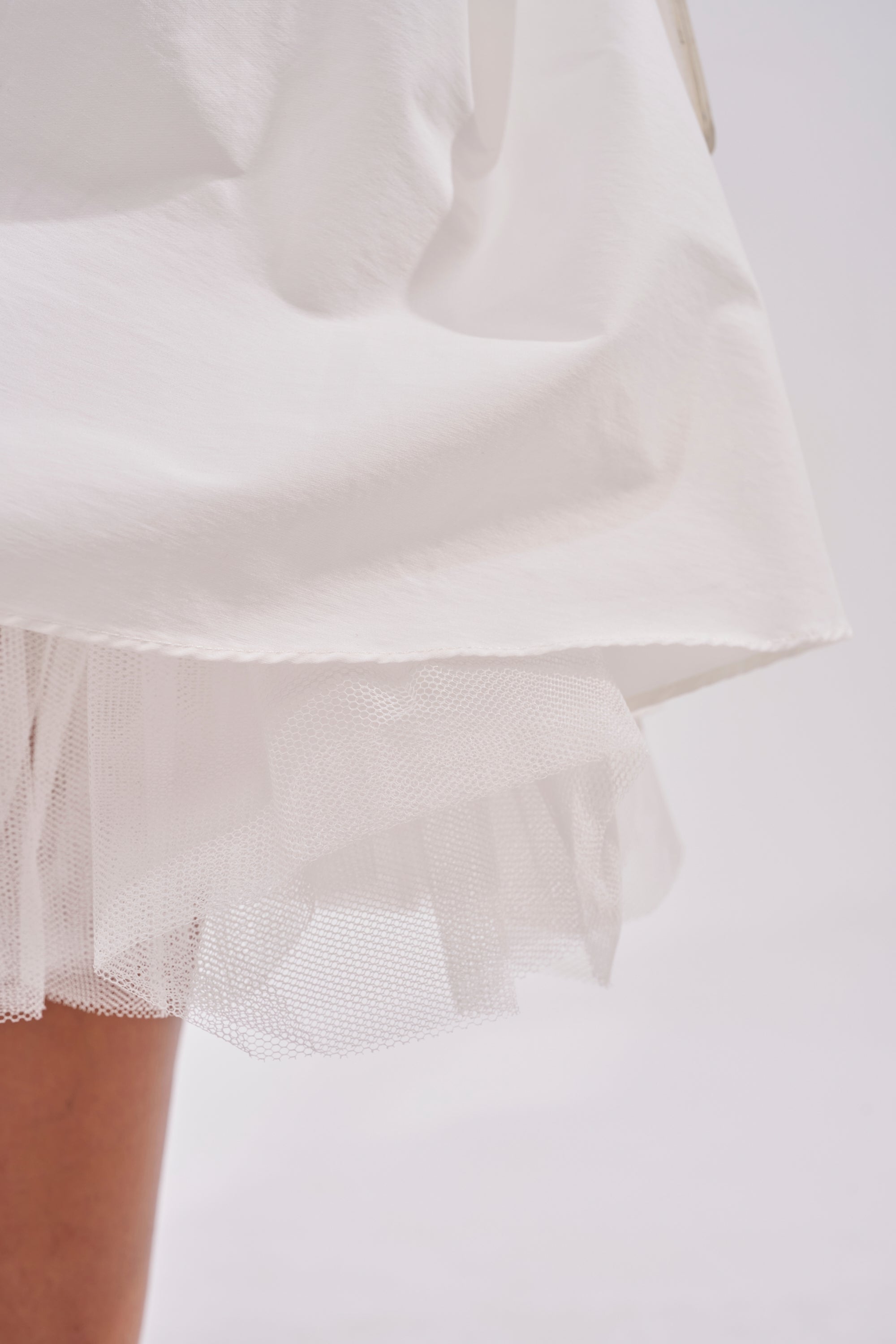 SUNDAY AFTERNOON POPLIN MIDI DRESS IN WHITE