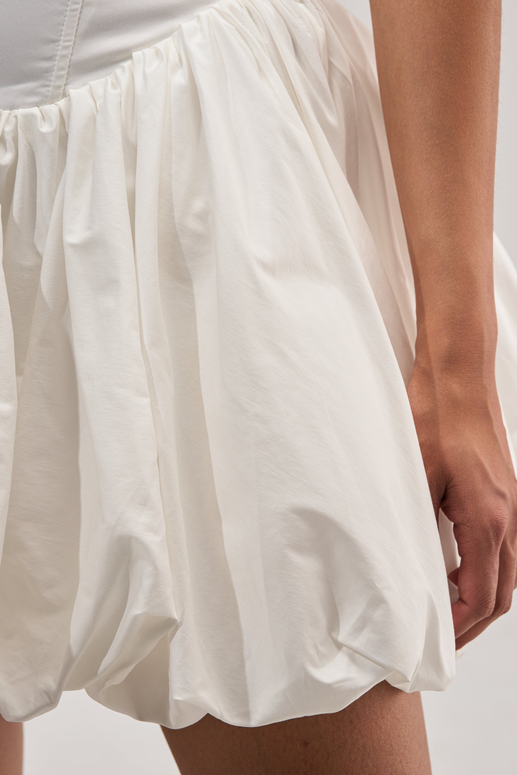 BALLERINA POPLIN MINI DRESS IN WHITE