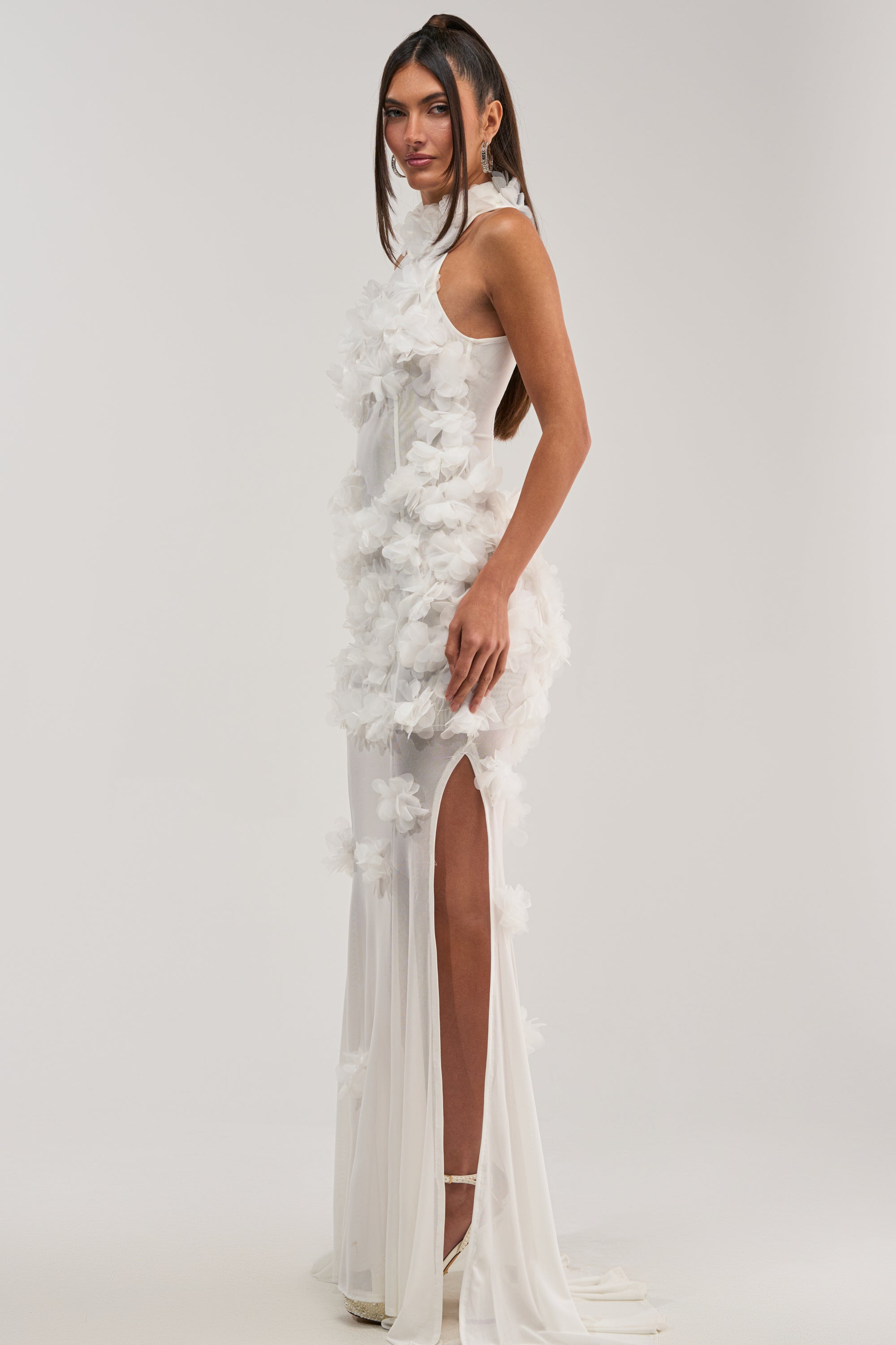 PARTY FAVOR RUFFLE MAXI DRESS IN WHITE