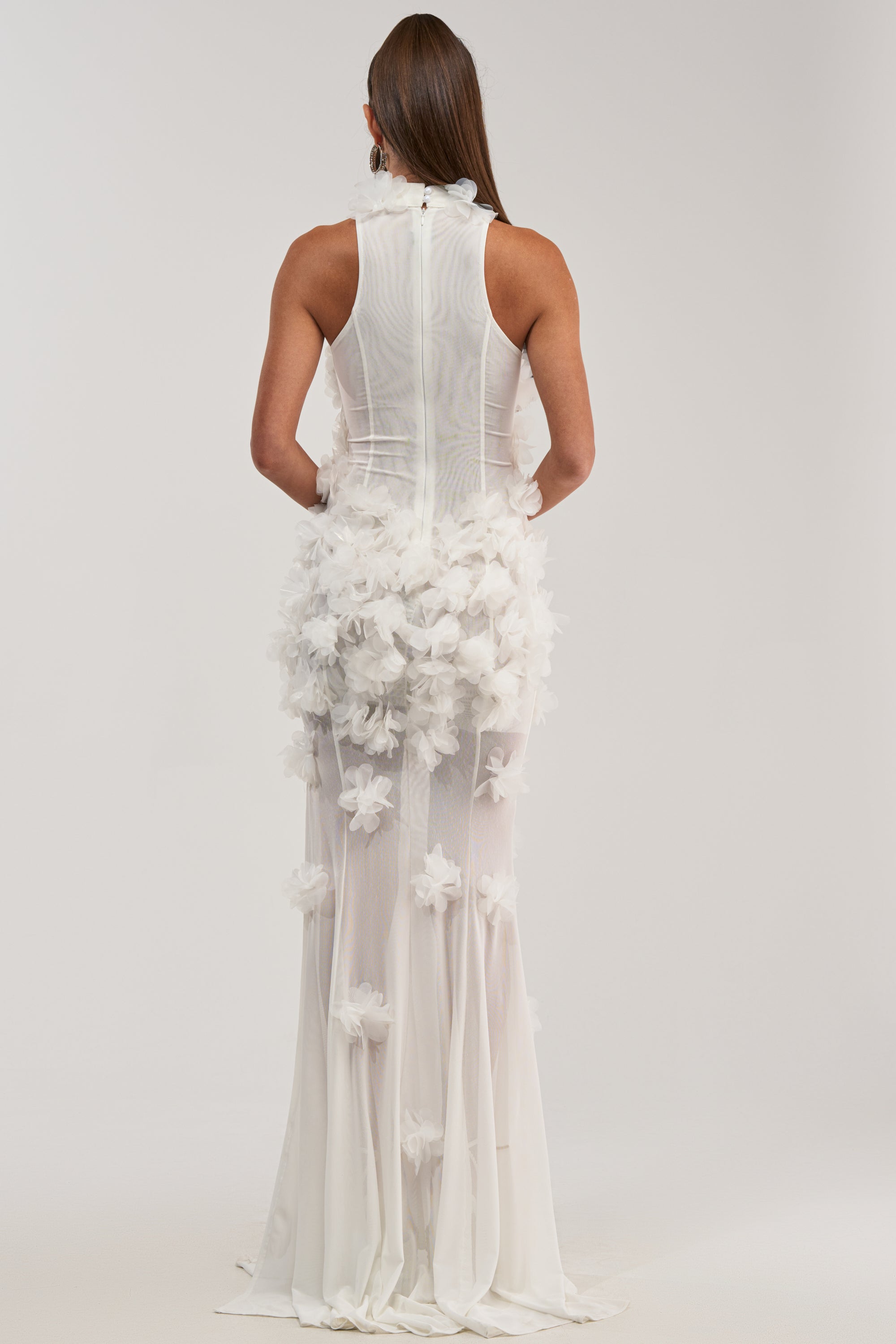 PARTY FAVOR RUFFLE MAXI DRESS IN WHITE